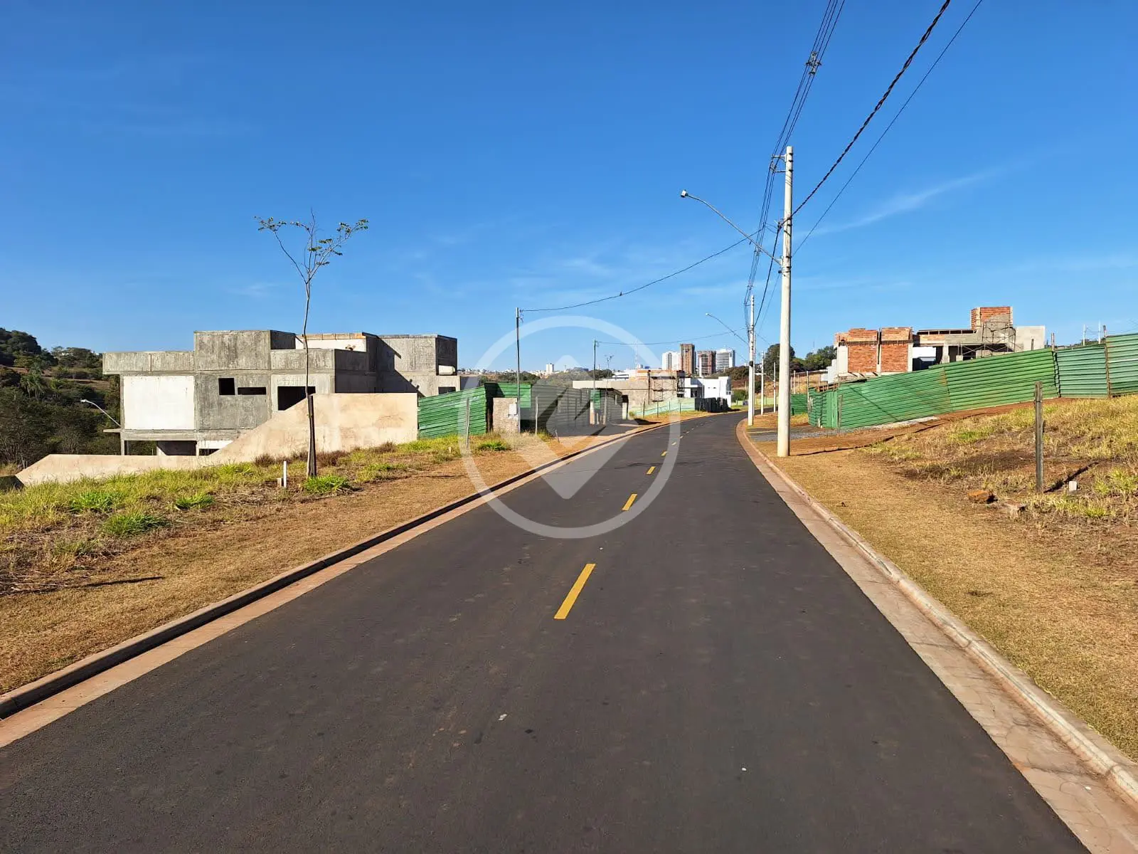 Imagem 3 - Terreno Condomínio em GRANJA MARILEUSA, Uberlândia - MG