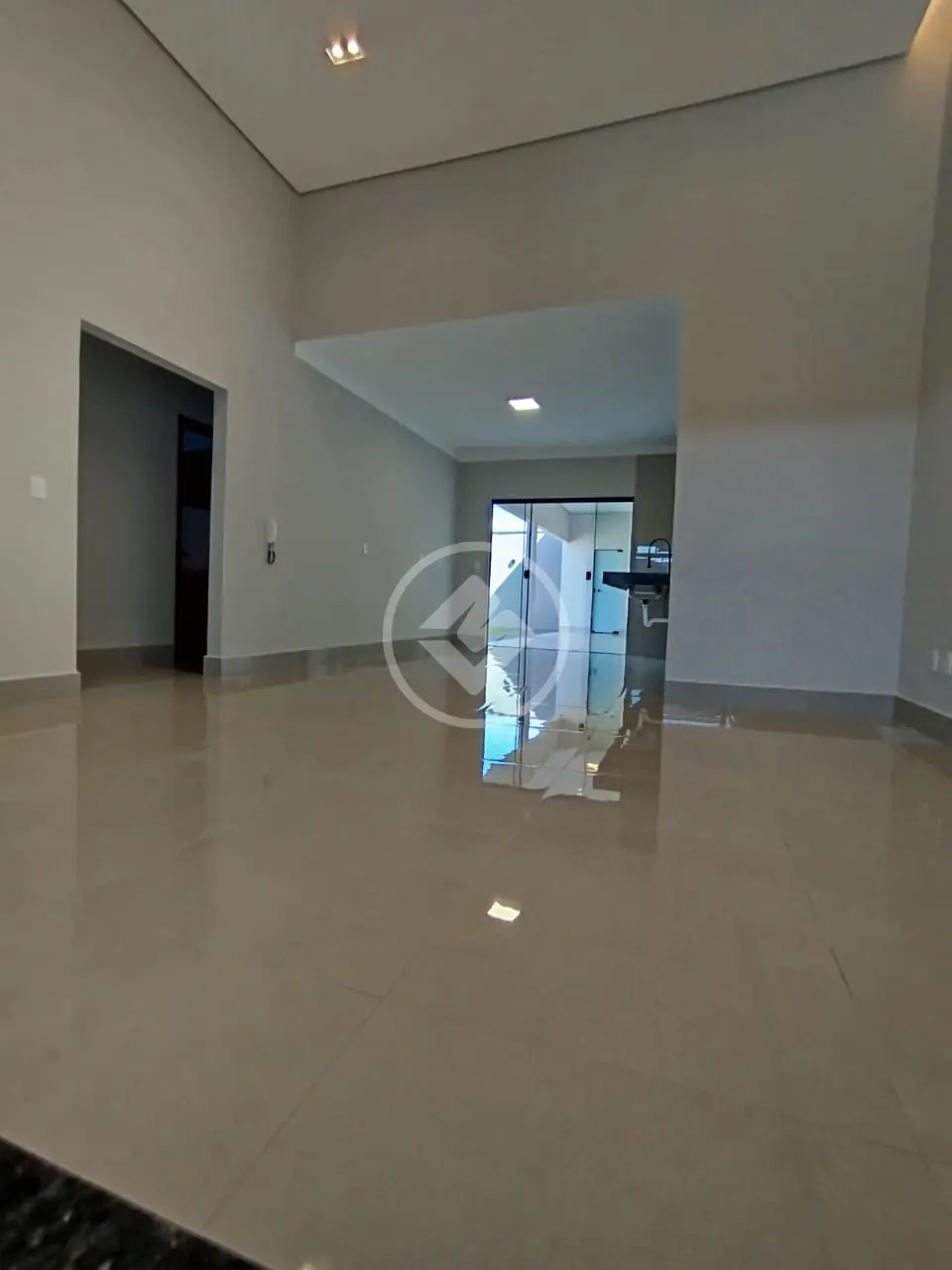 Imagem 1 - Casa em JARDIM HOLANDA, Uberlândia - MG