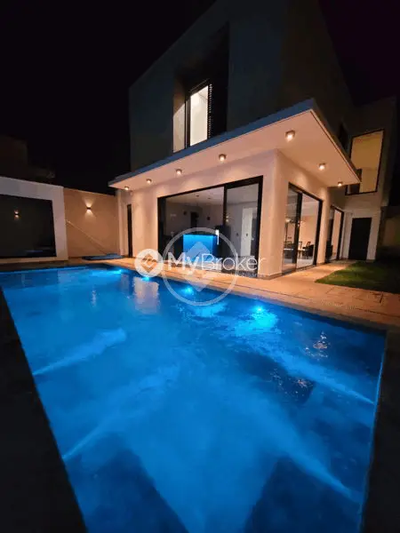 Imagem 1 - Sobrado em Grand Ville, Uberlândia - MG