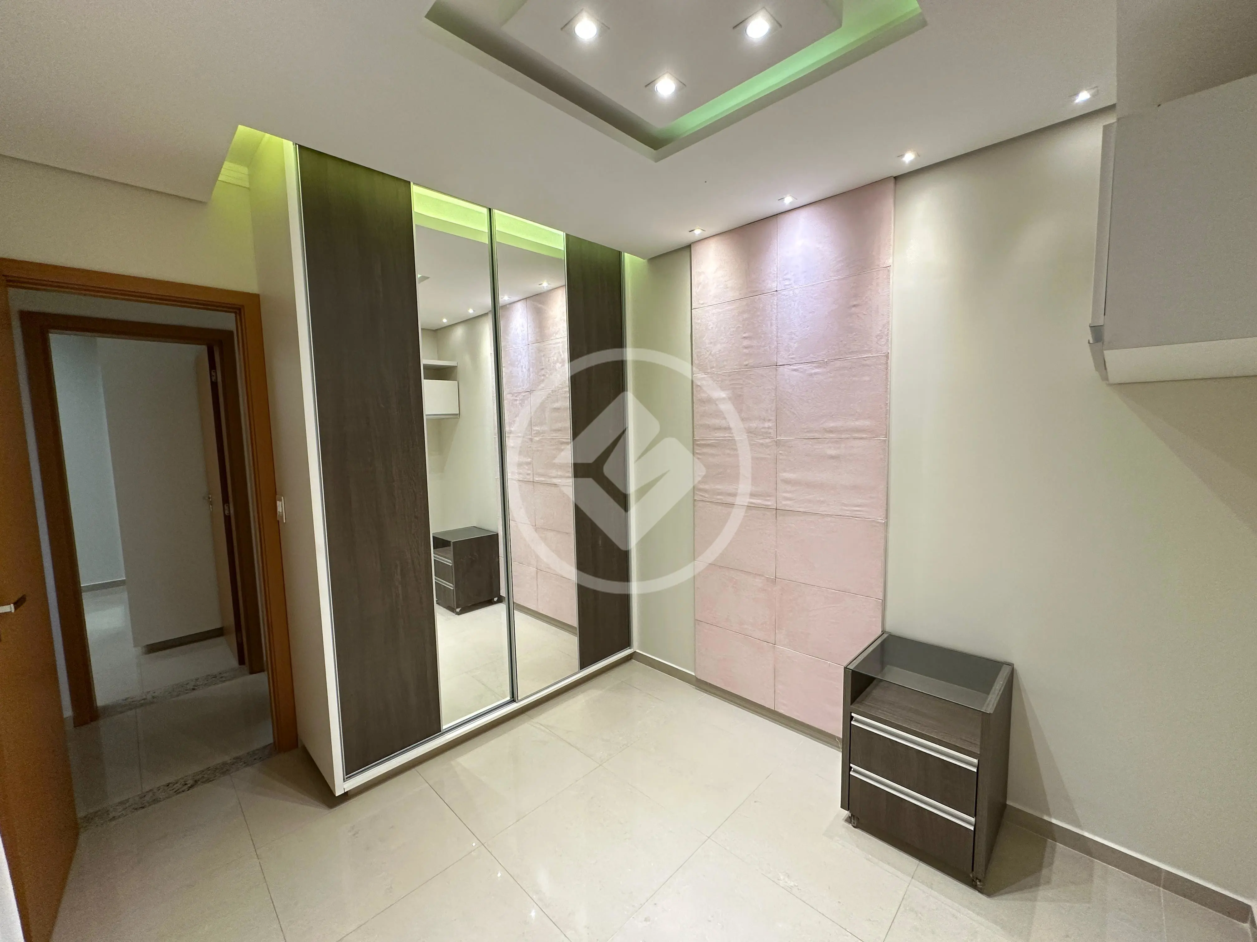 Imagem 3 - Apartamento em SANTA MÔNICA, Uberlândia - MG
