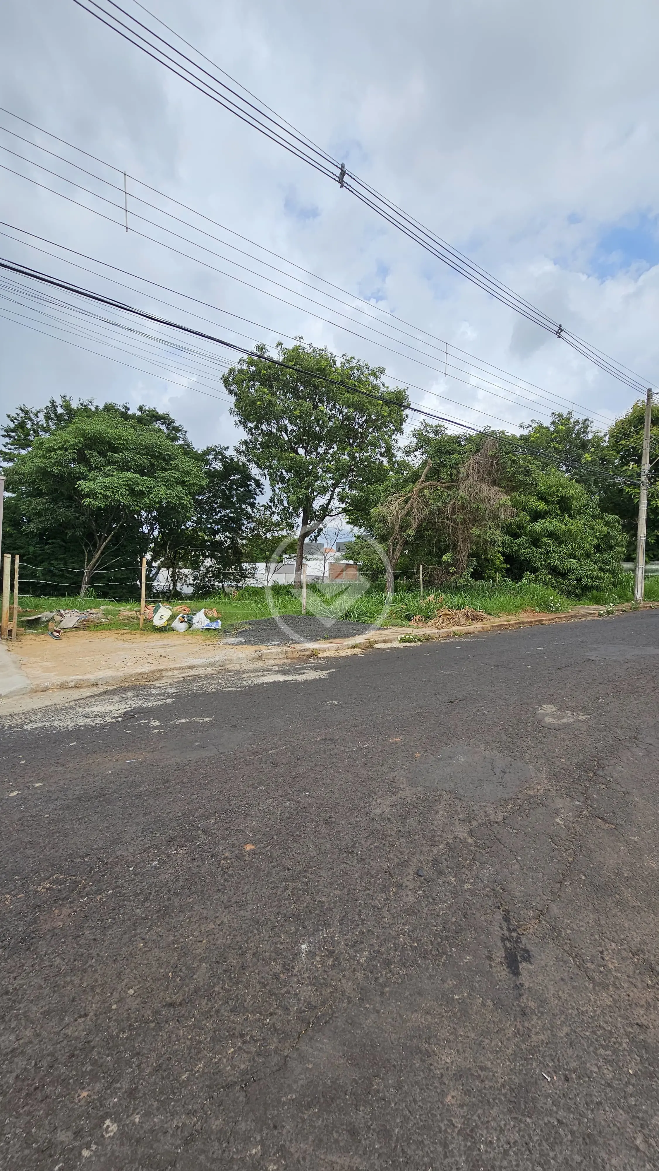 Imagem 1 - Terreno em Cidade Jardim, Uberlândia - MG