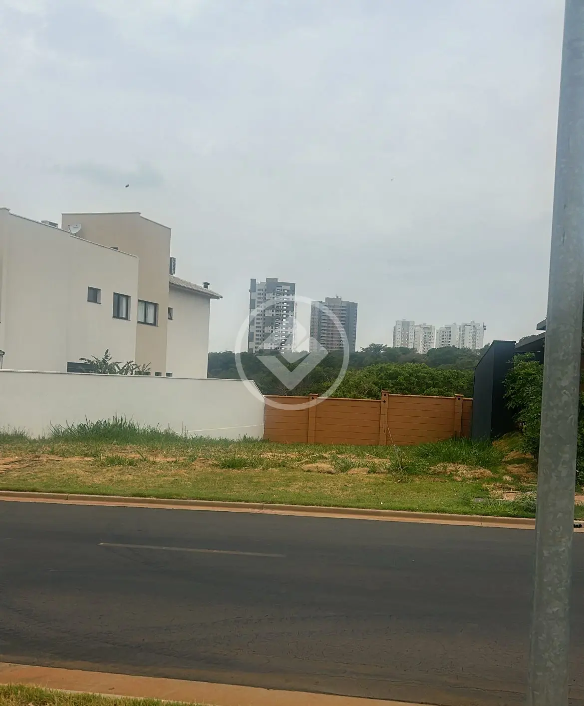 Imagem 1 - Terreno Condomínio em GRANJA MARILEUSA, Uberlândia - MG
