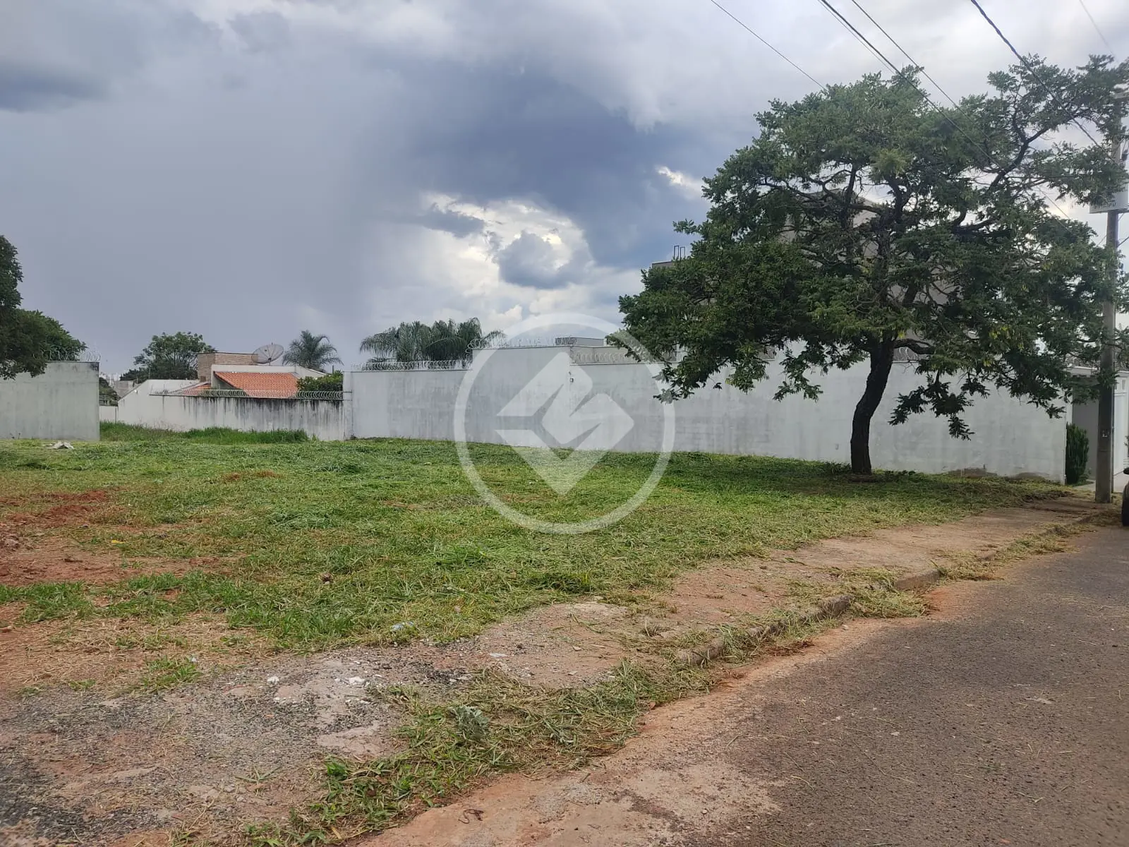 Imagem 1 - Terreno em Jardim Karaíba, Uberlândia - MG