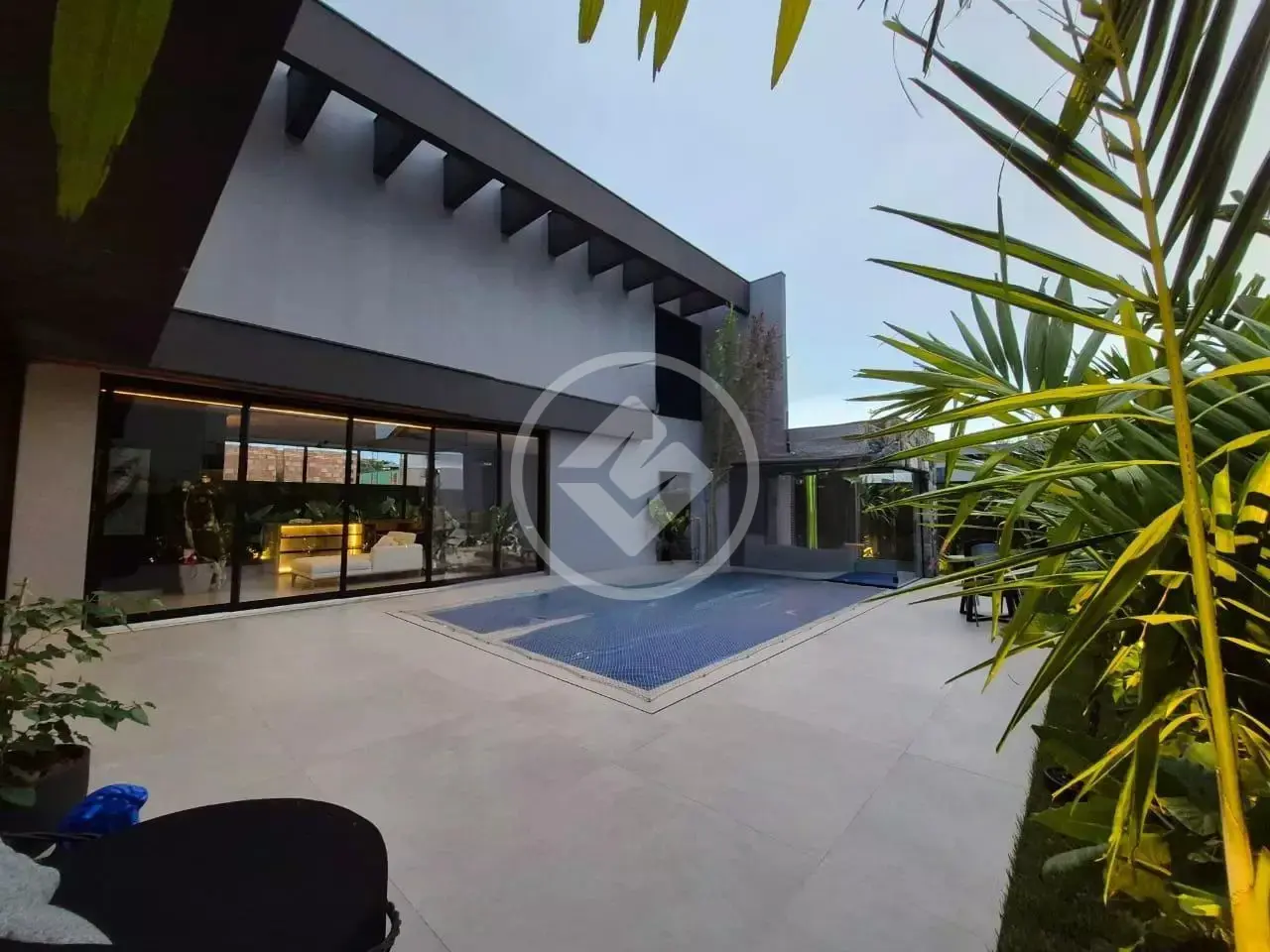 Casa Condomínio Laranjeiras, Uberlândia - MG — foto 1