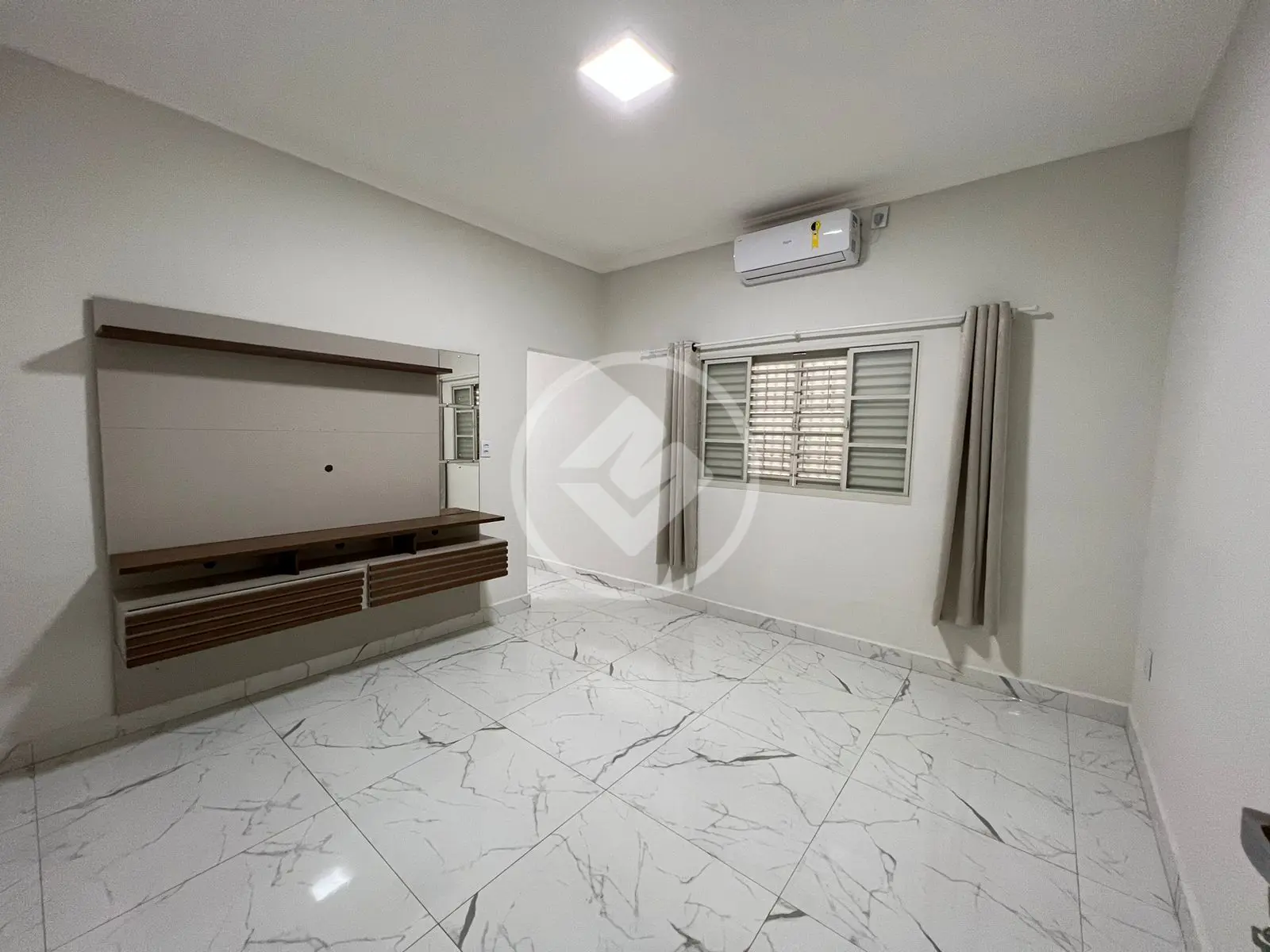 Imagem 2 - Casa em Lagoinha, Uberlândia - MG