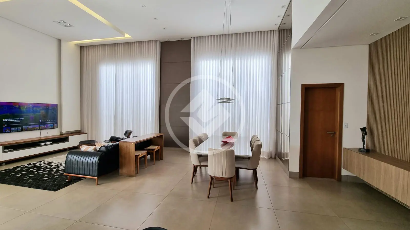 Casa Condomínio Laranjeiras, Uberlândia - MG — foto 2