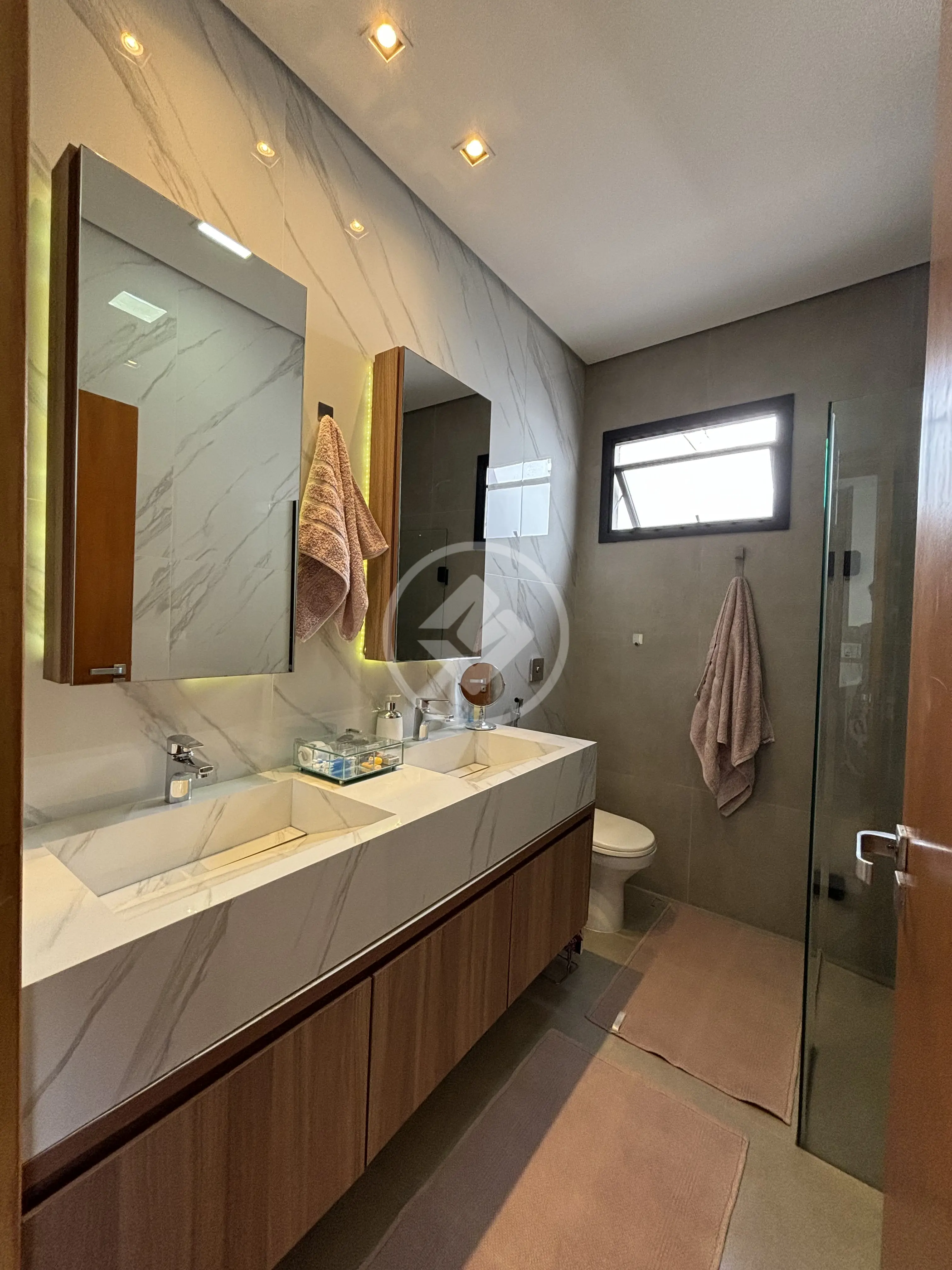 Imagem 3 - Casa em JARDIM KARAIBA, Uberlândia - MG