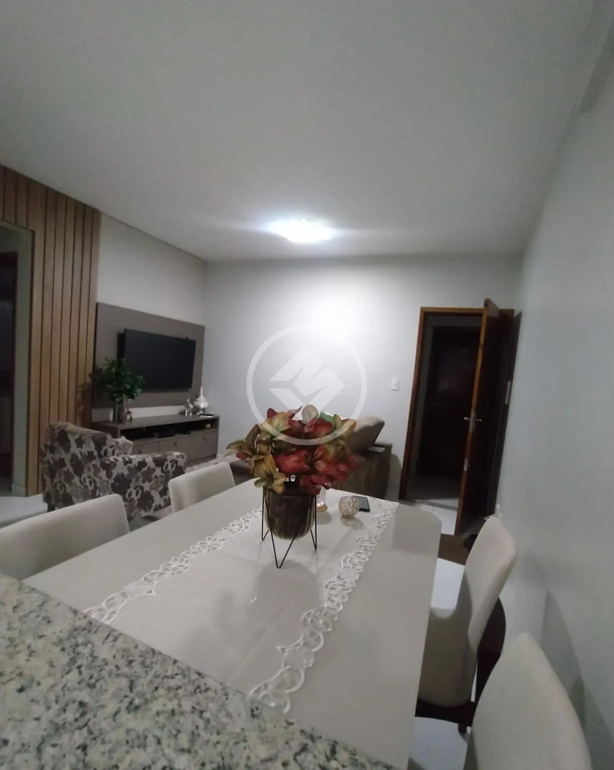 Imagem 2 - Apartamento em SANTA MÔNICA, Uberlândia - MG