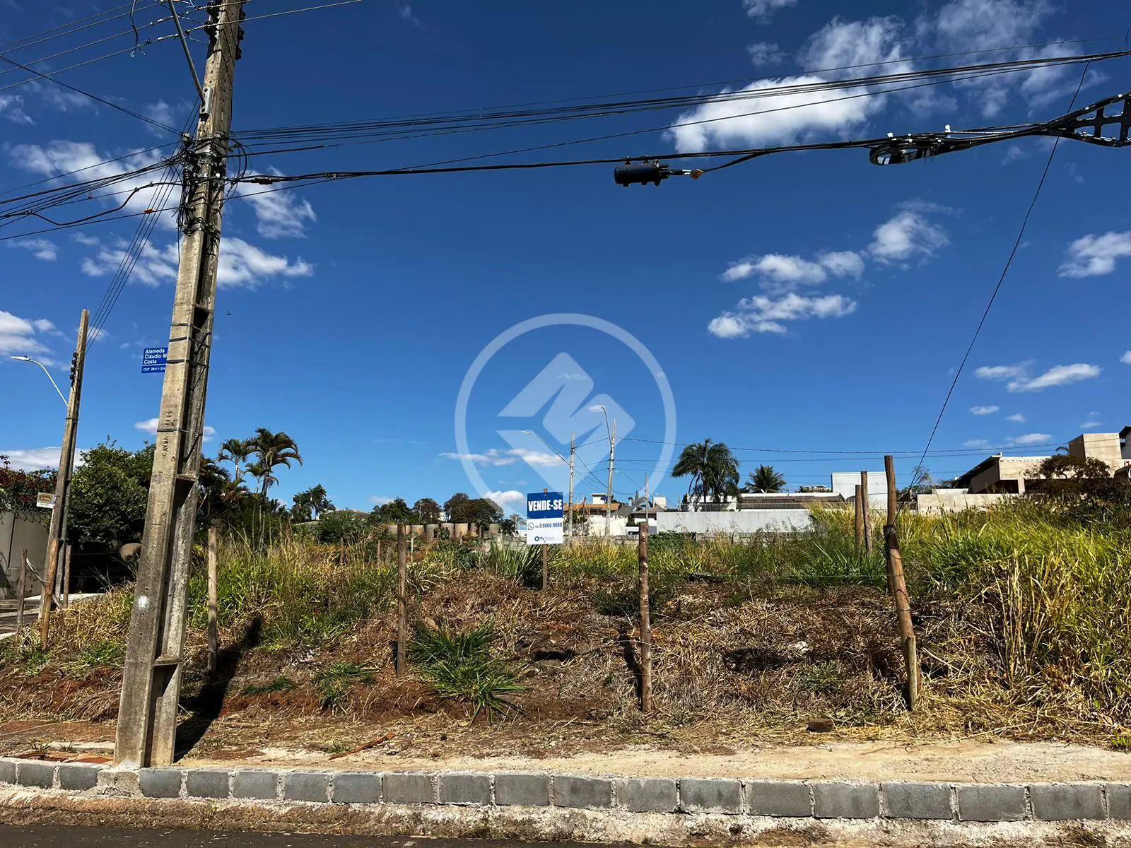 Imagem 1 - Terreno em Jardim Inconfidência, Uberlândia - MG