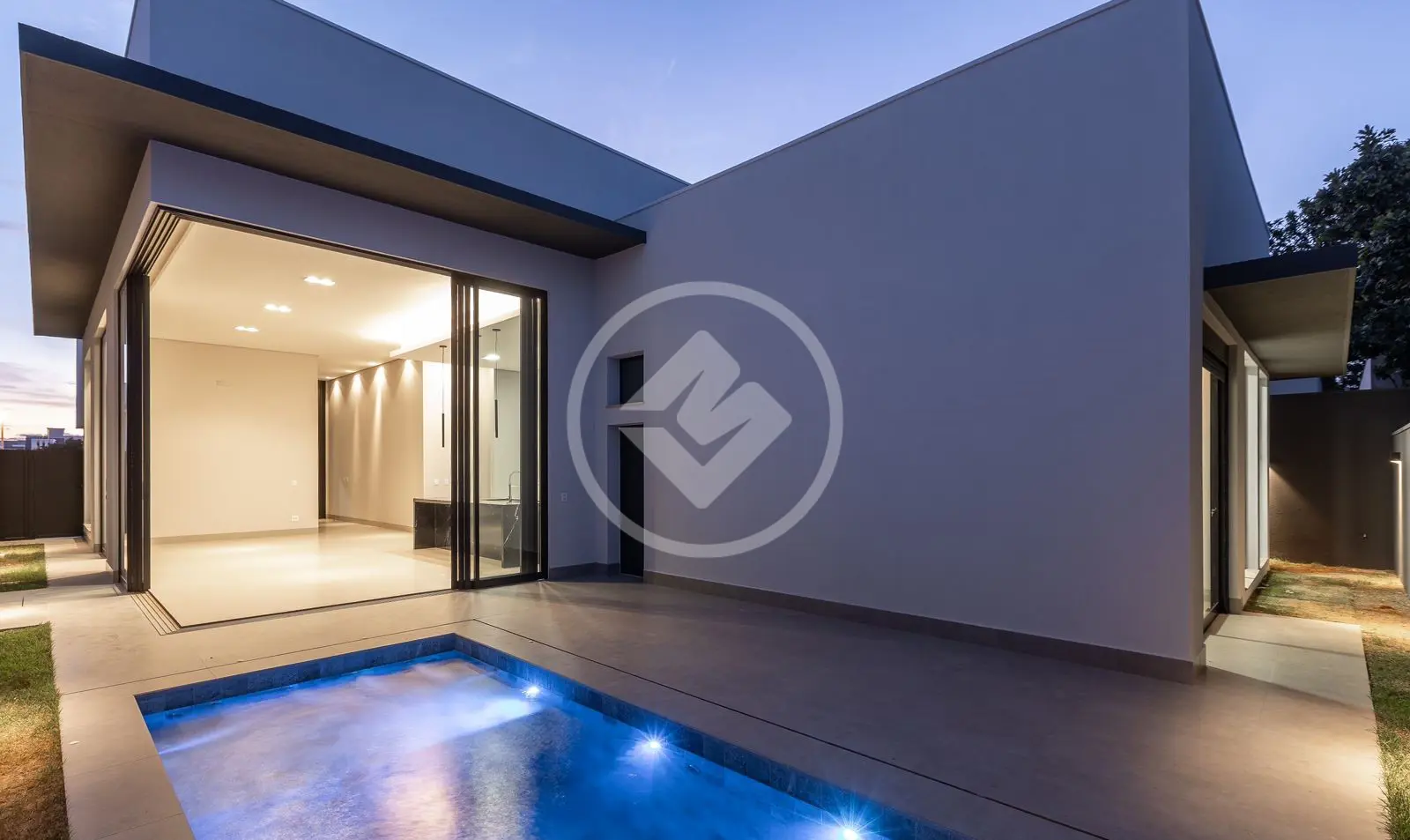 Casa Condomínio Laranjeiras, Uberlândia - MG — foto 1