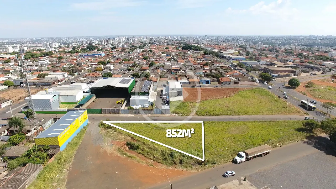 Imagem 2 - Terreno em Segismundo Pereira, Uberlândia - MG