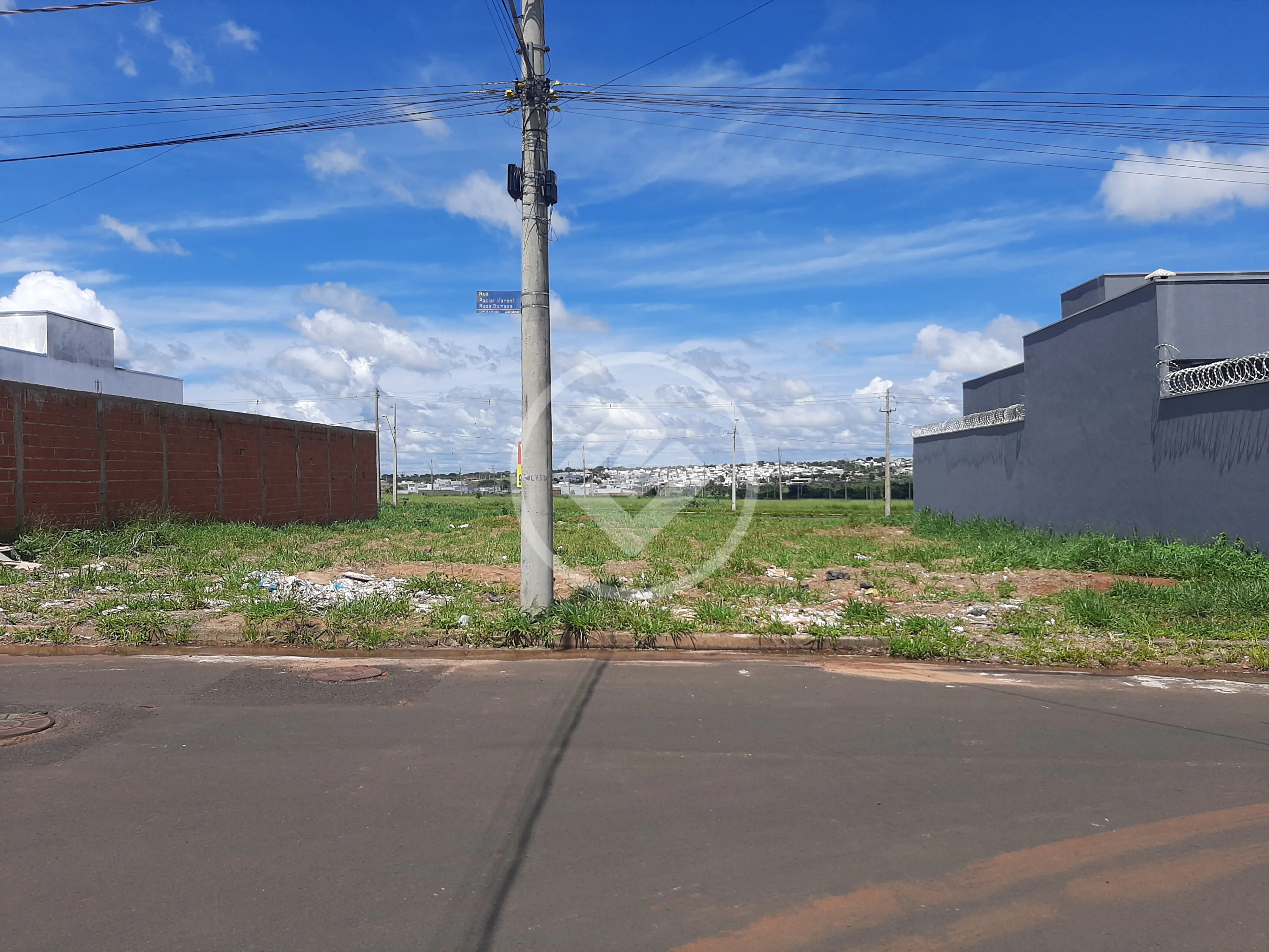Imagem 1 - Terreno em Laranjeiras, Uberlândia - MG
