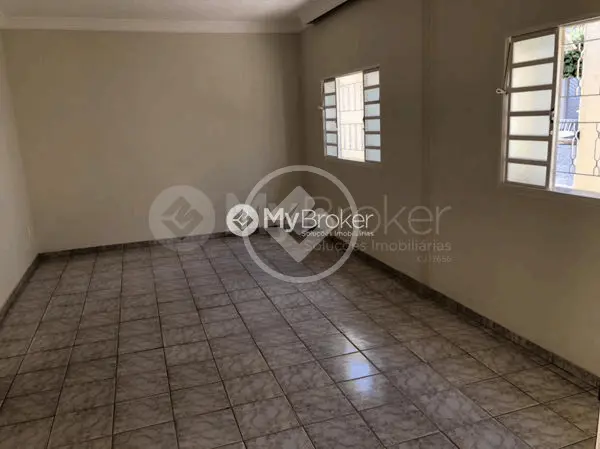 Imagem 2 - Casa em BRASIL, Uberlândia - MG