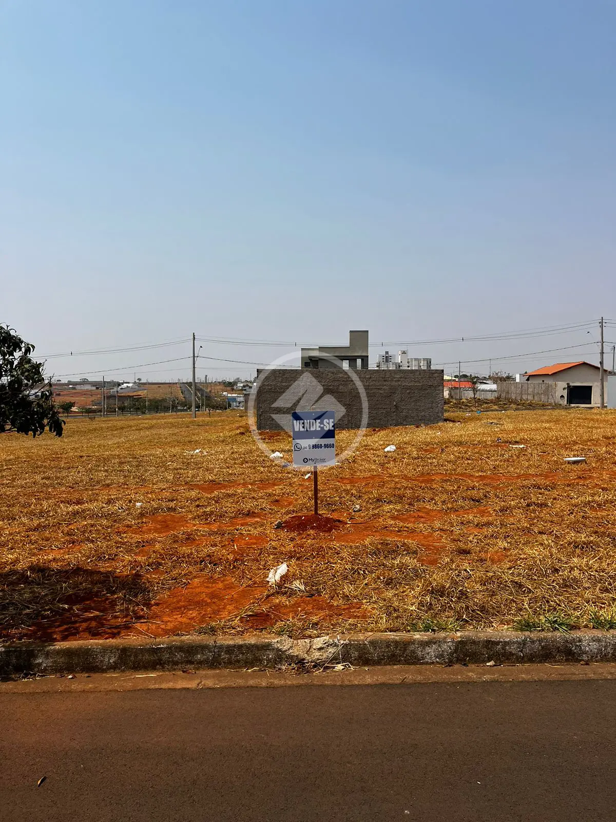 Imagem 1 - Terreno em Loteamento Portal do Vale II, Uberlândia - MG
