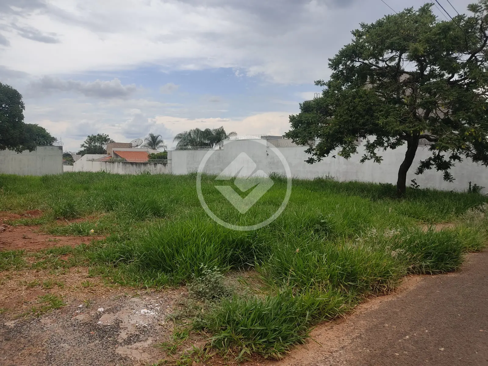 Imagem 2 - Terreno em Jardim Karaíba, Uberlândia - MG