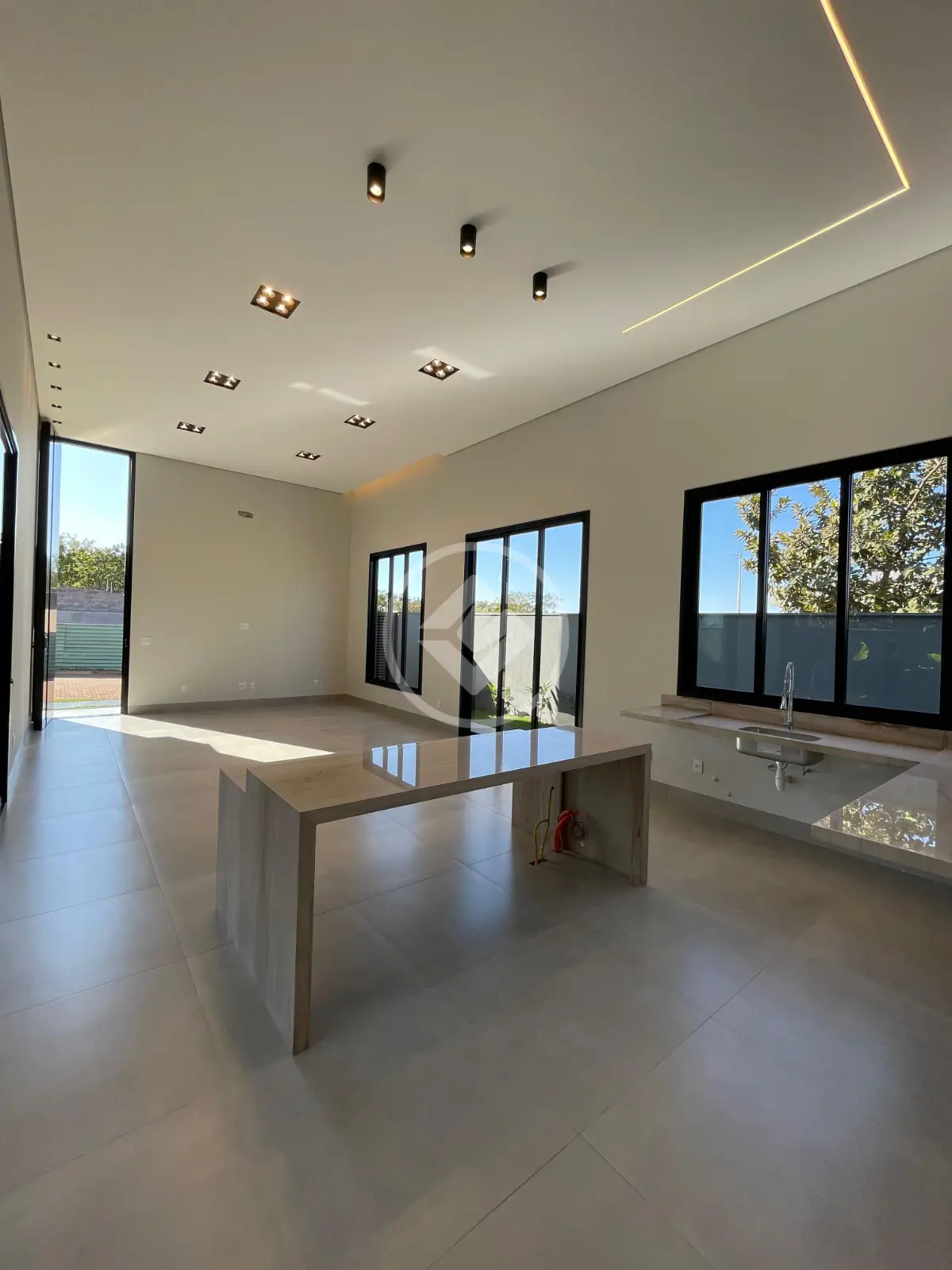 Imagem 1 - Casa Condomínio em Granada, Uberlândia - MG