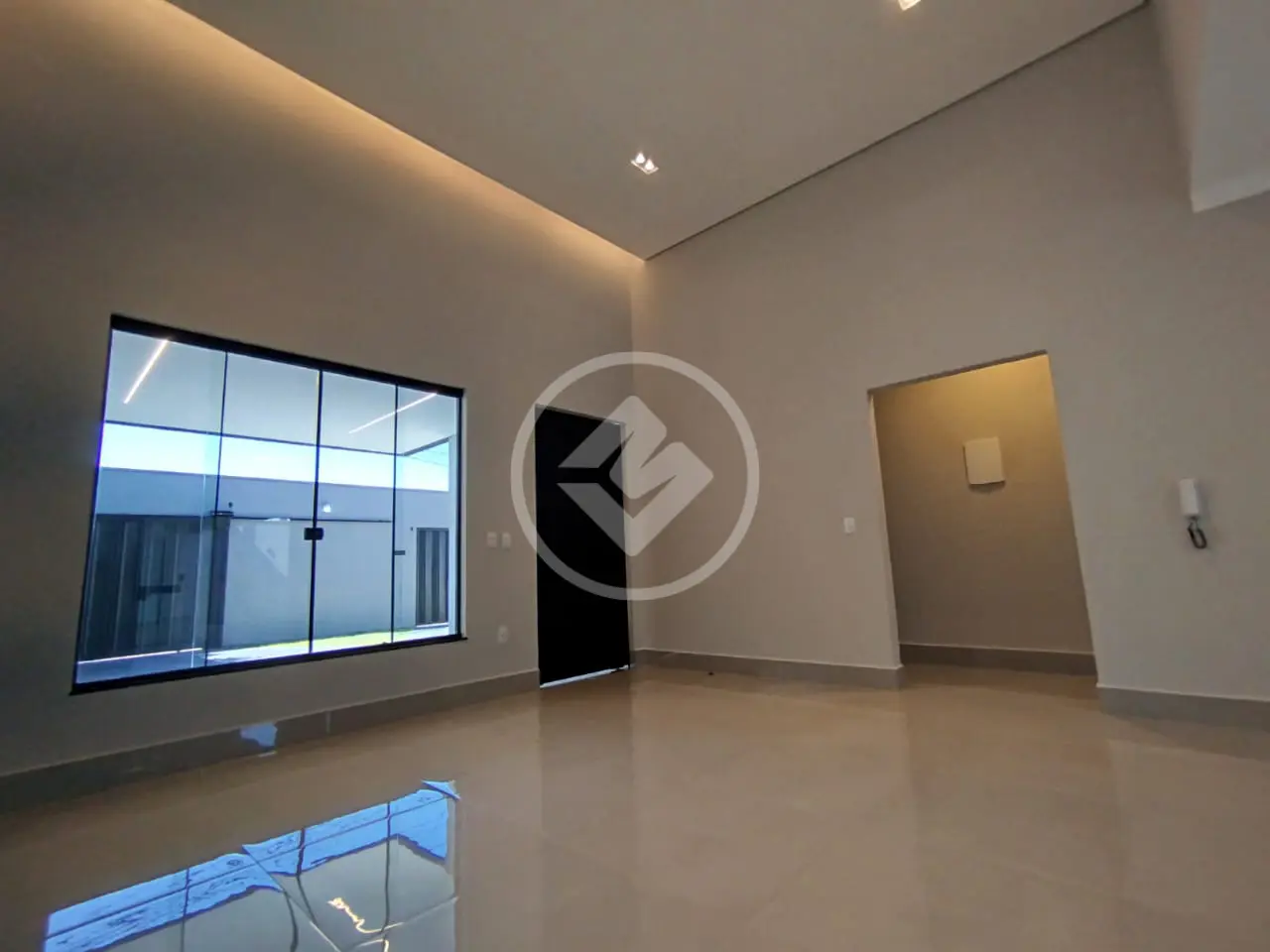 Imagem 2 - Casa em JARDIM HOLANDA, Uberlândia - MG