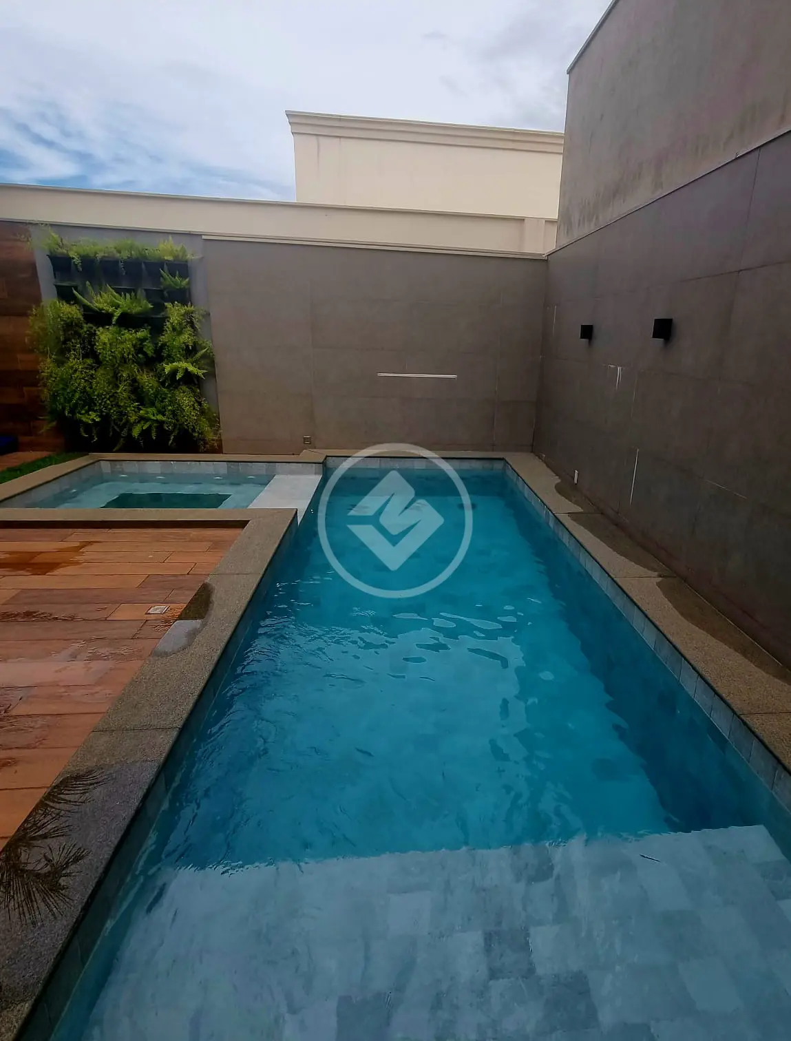 Casa Condomínio Laranjeiras, Uberlândia - MG — foto 1