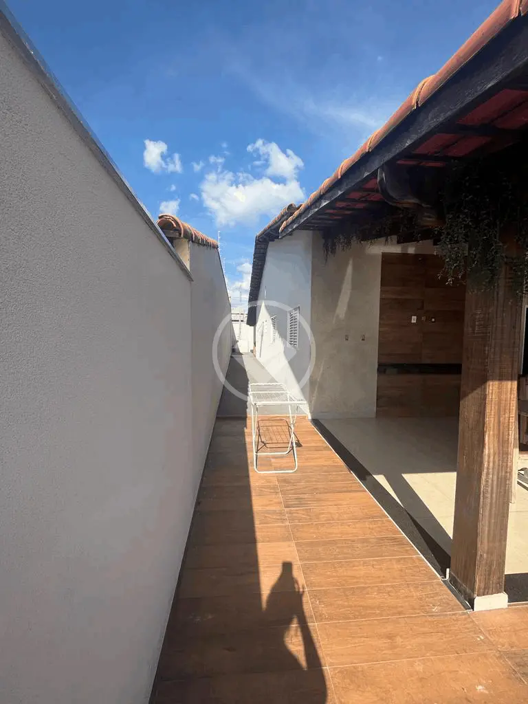 Imagem 6 - Casa em Chácaras Tubalina e Quartel, Uberlândia - MG