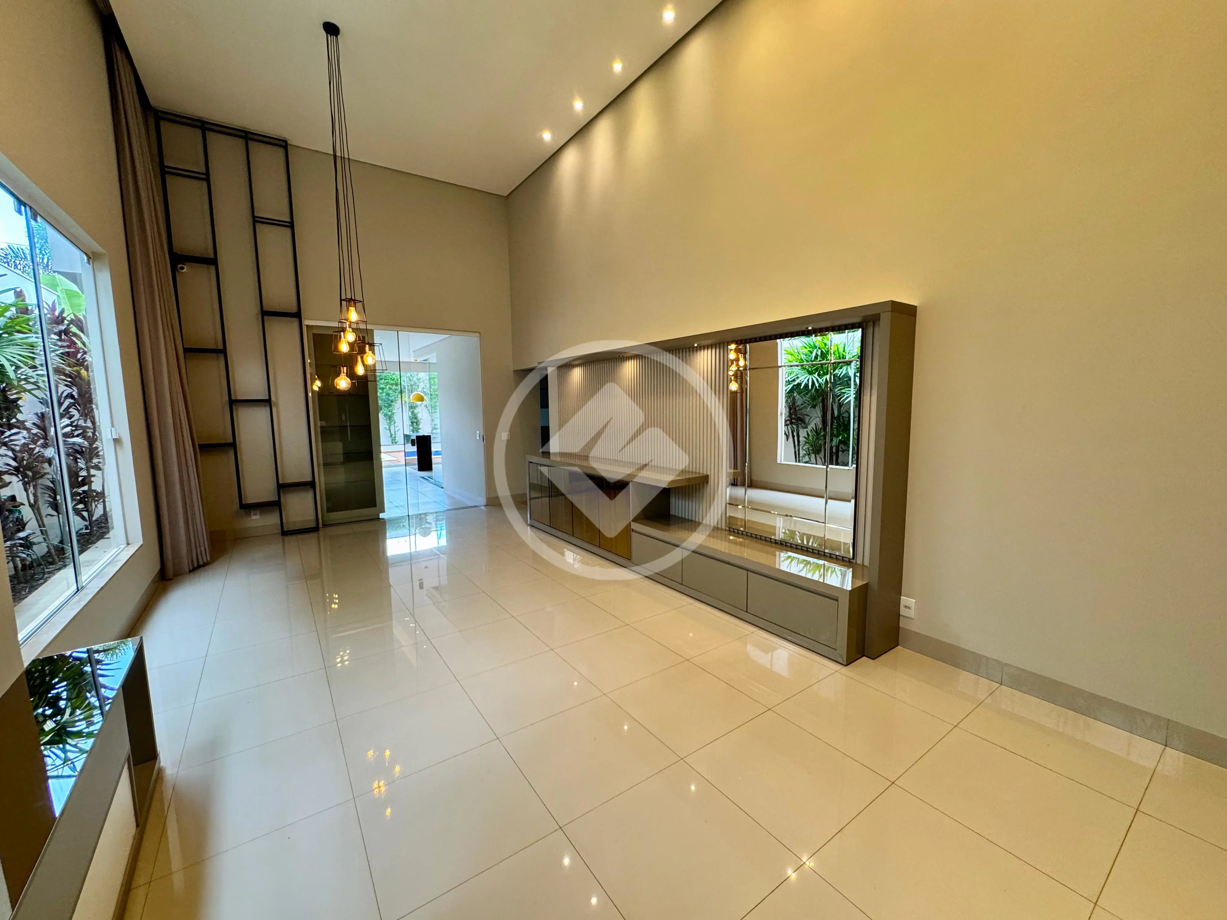 Imagem 2 - Casa Condomínio em Jardim Botânico, Uberlândia - MG
