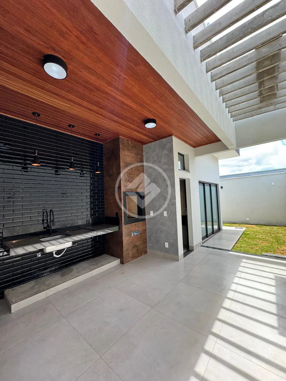 Casa Condomínio Grand Ville, Uberlândia - MG — foto 1