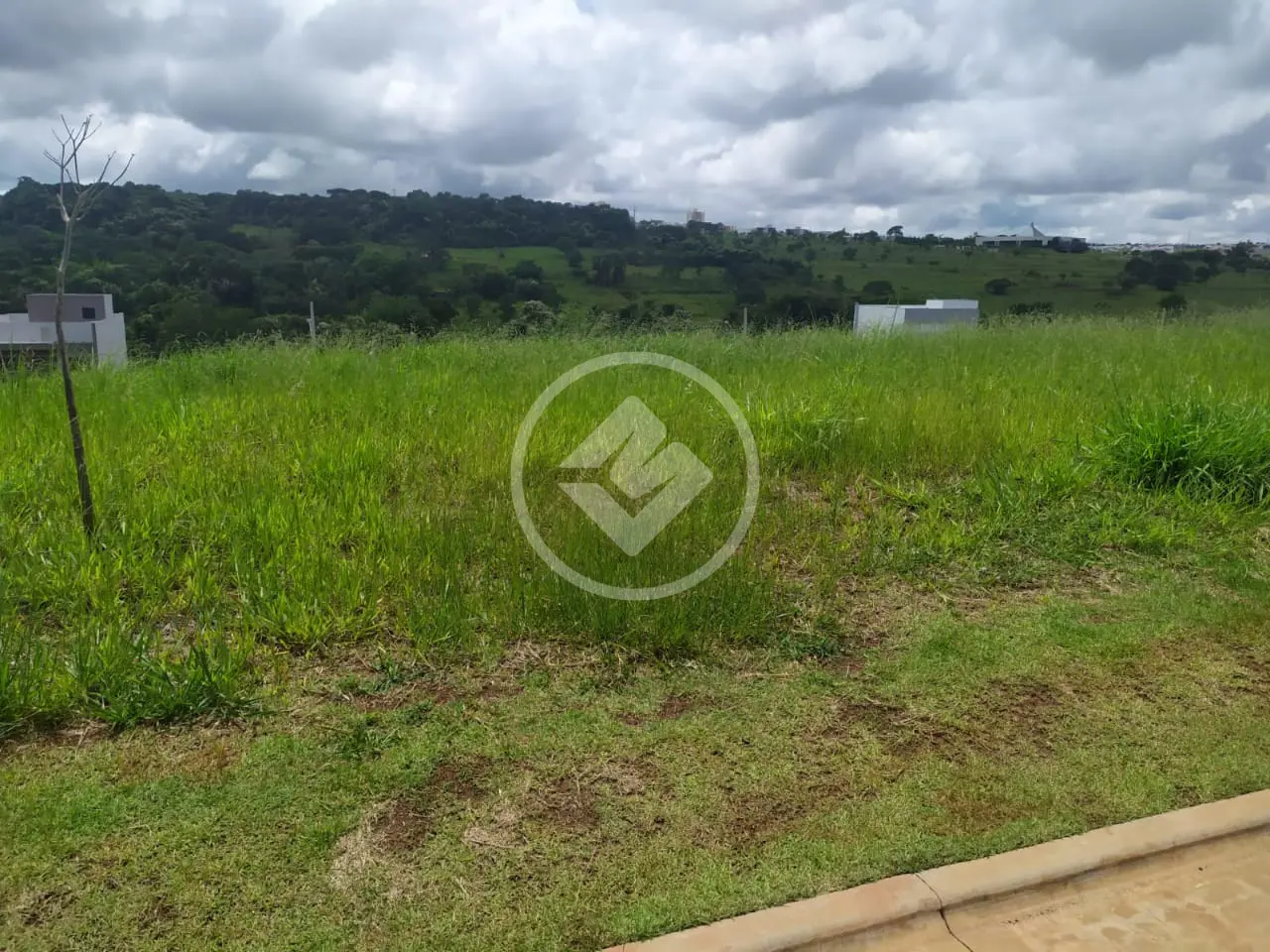 Imagem 1 - Terreno Condomínio em GRANJA MARILEUSA, Uberlândia - MG