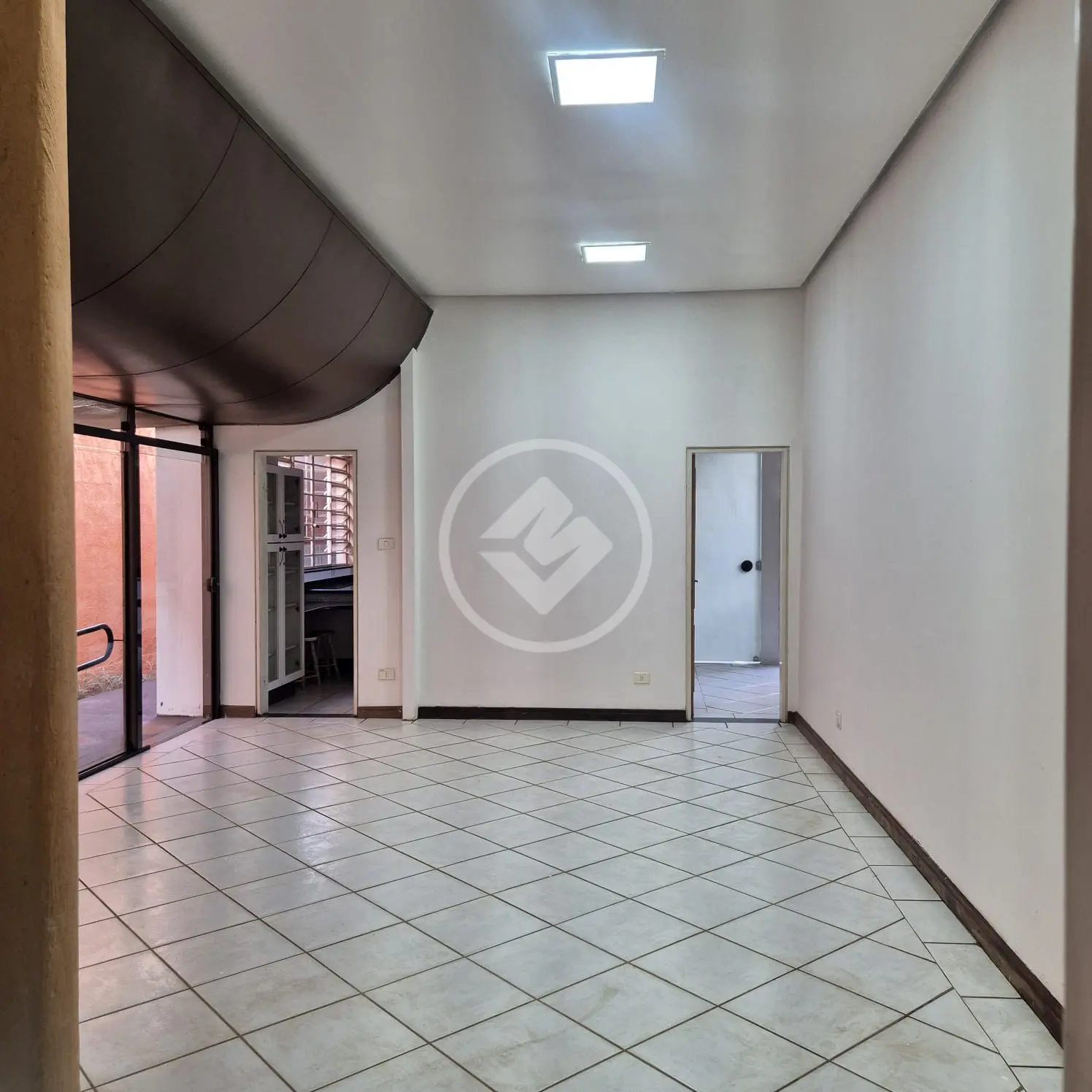 Imagem 1 - Casa Comercial em FUNDINHO, Uberlândia - MG