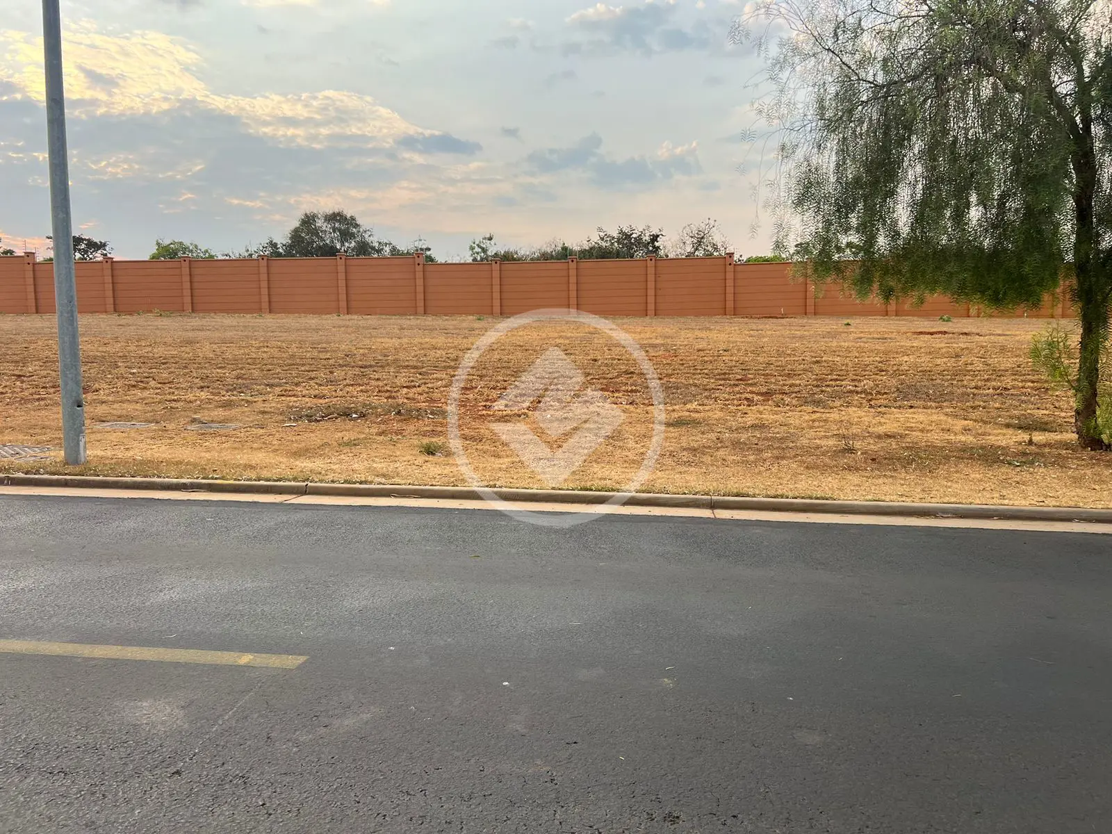 Terreno Condomínio Granja Marileusa, Uberlândia - MG — foto 1