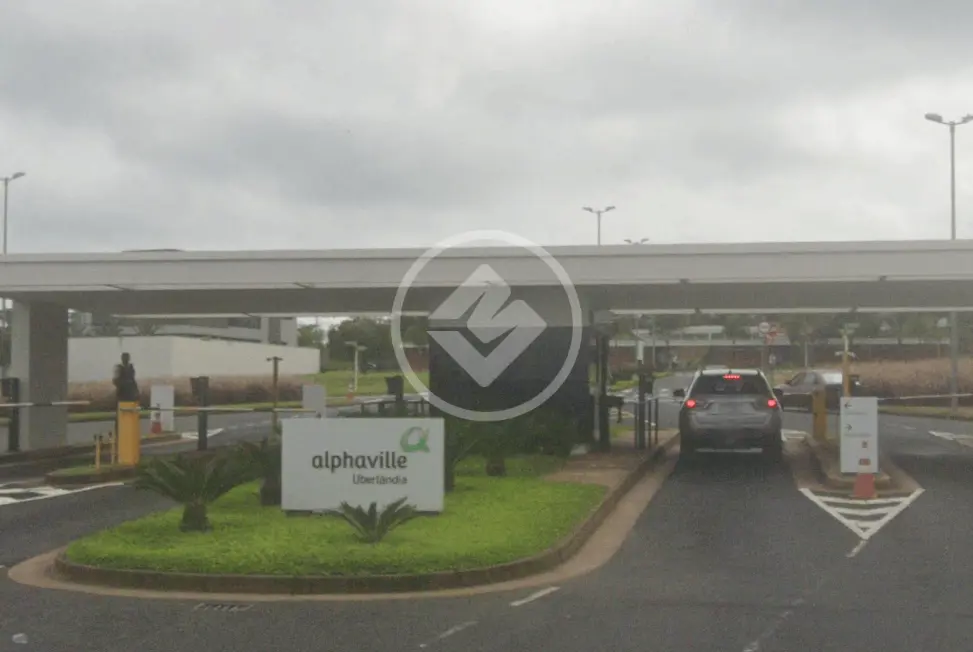 Terreno Condomínio Granja Marileusa, Uberlândia - MG — foto 1