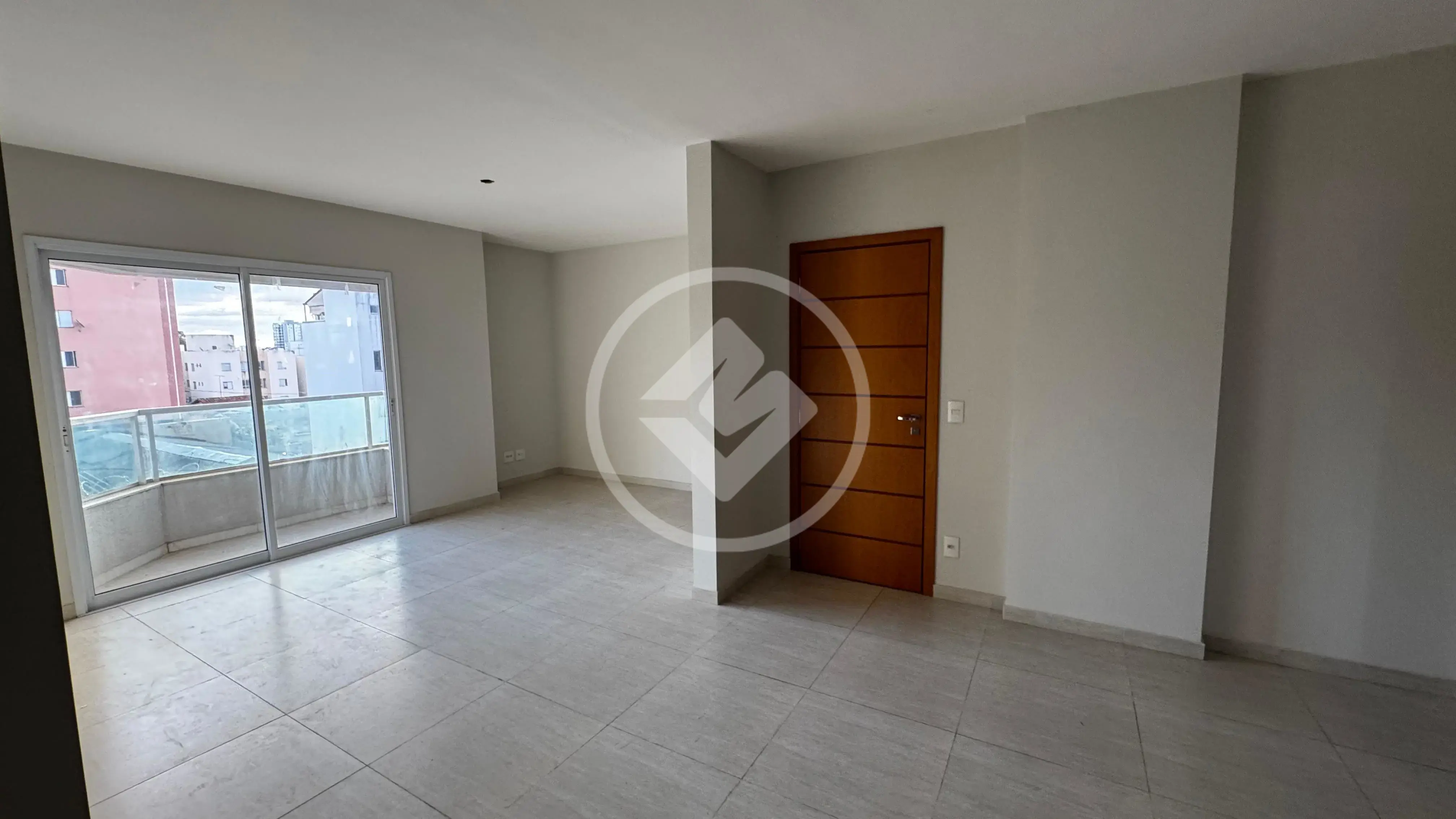 Imagem 1 - Apartamento em SARAIVA, Uberlândia - MG