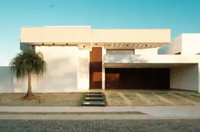 Casa Condomínio Laranjeiras, Uberlândia - MG — foto 1