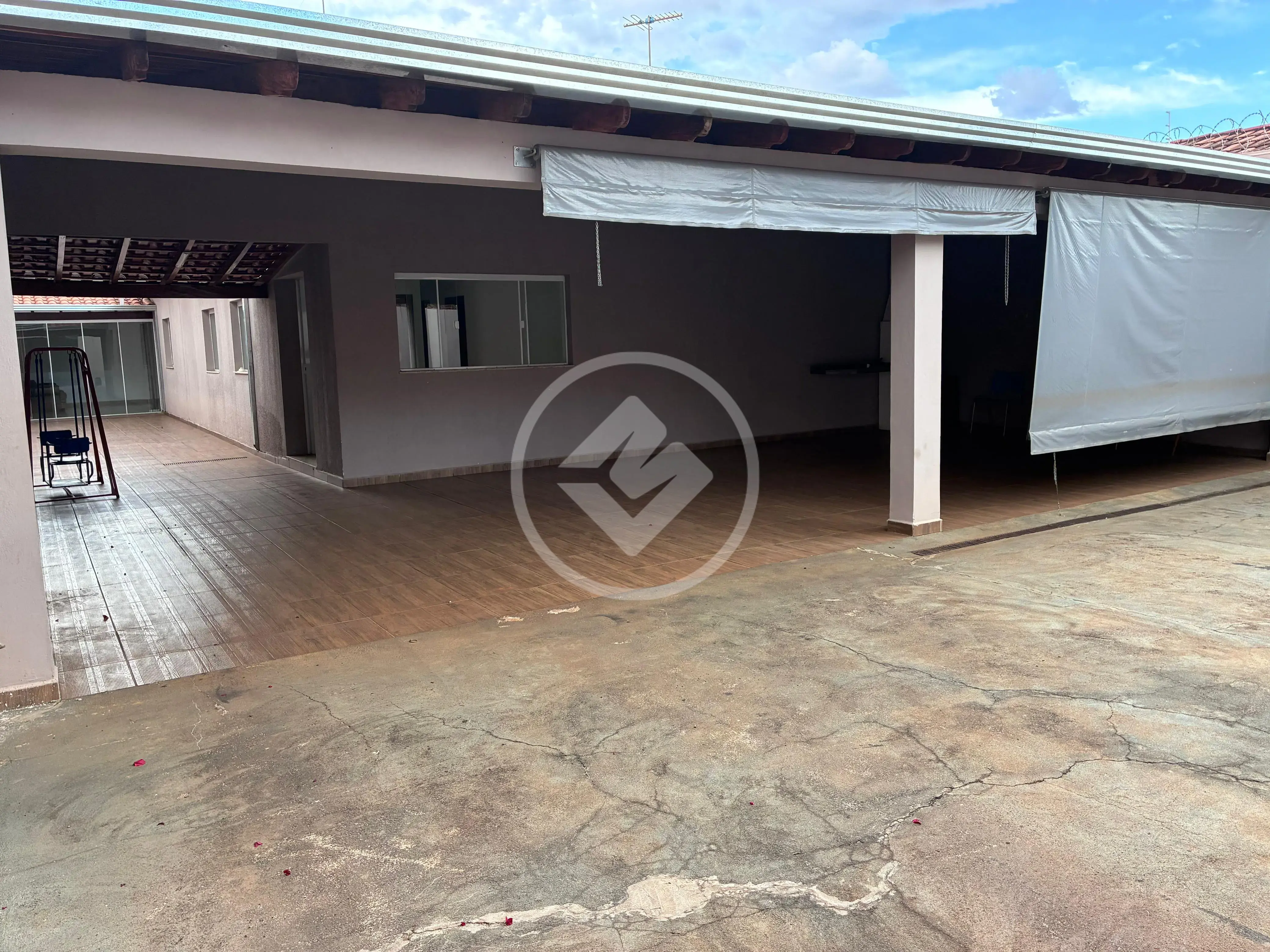 Imagem 1 - Casa em Lidice, Uberlândia - MG
