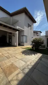 Sobrado Jardim Karaíba, Uberlândia - MG — foto 1