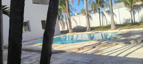 Sobrado Jardim Karaíba, Uberlândia - MG — foto 1