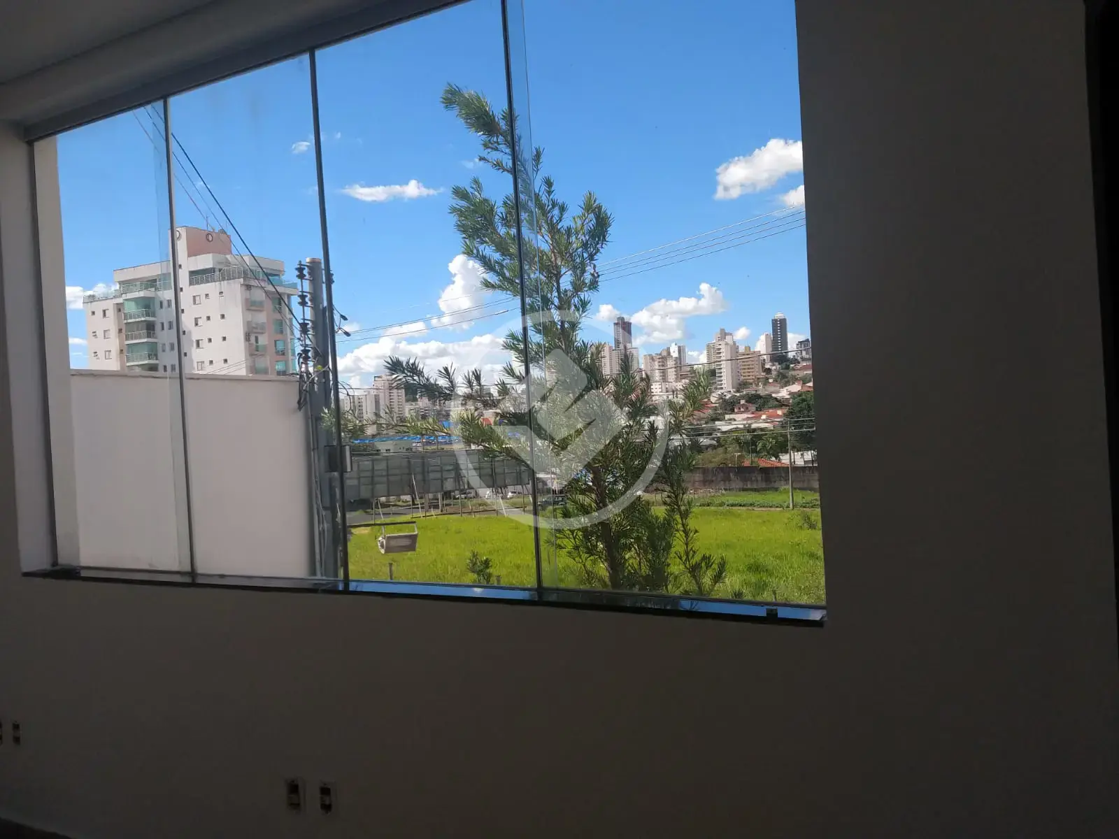 Imagem 2 - Casa Comercial em Morada da Colina, Uberlândia - MG