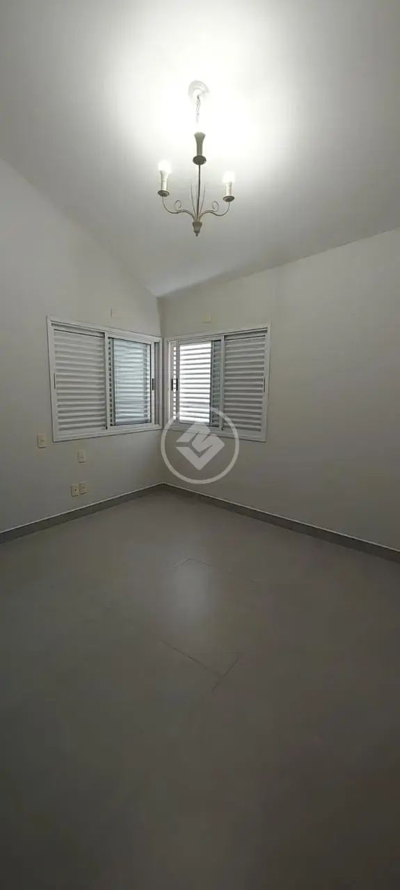 Imagem 5 - Sobrado em Jardim Karaíba, Uberlândia - MG