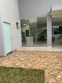 Sobrado Grand Ville, Uberlândia - MG — foto 1