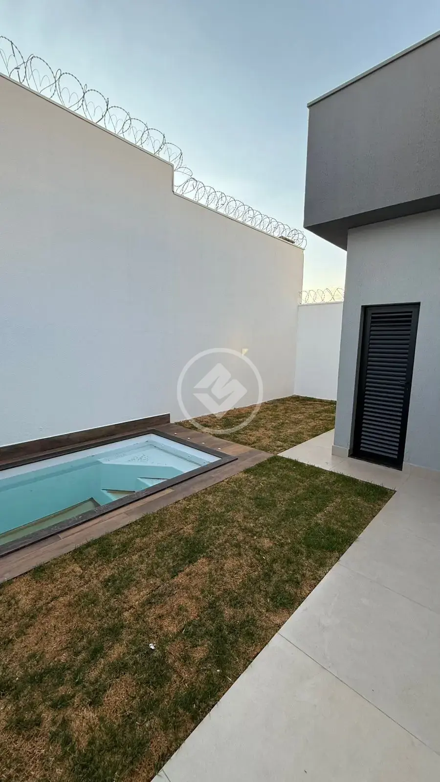 Imagem 1 - Casa em Novo Mundo, Uberlândia - MG