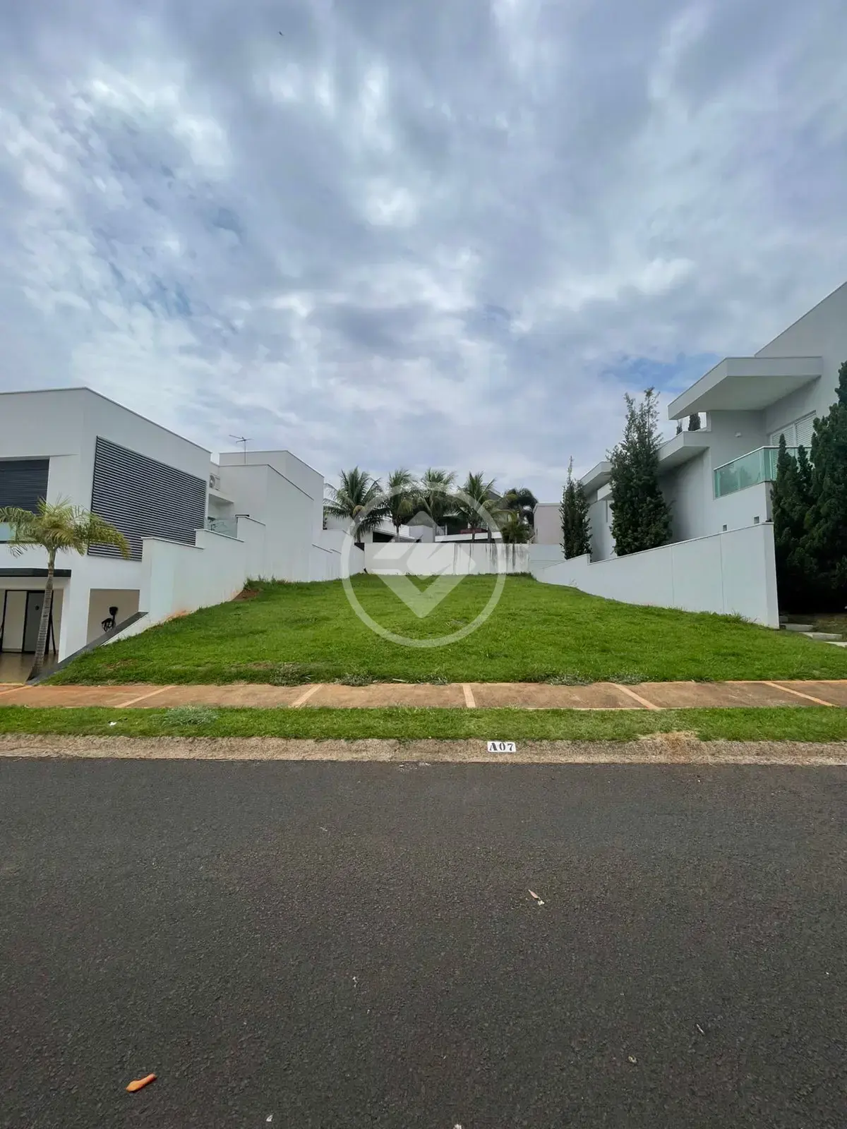Imagem 1 - Terreno Condomínio em Gávea, Uberlândia - MG
