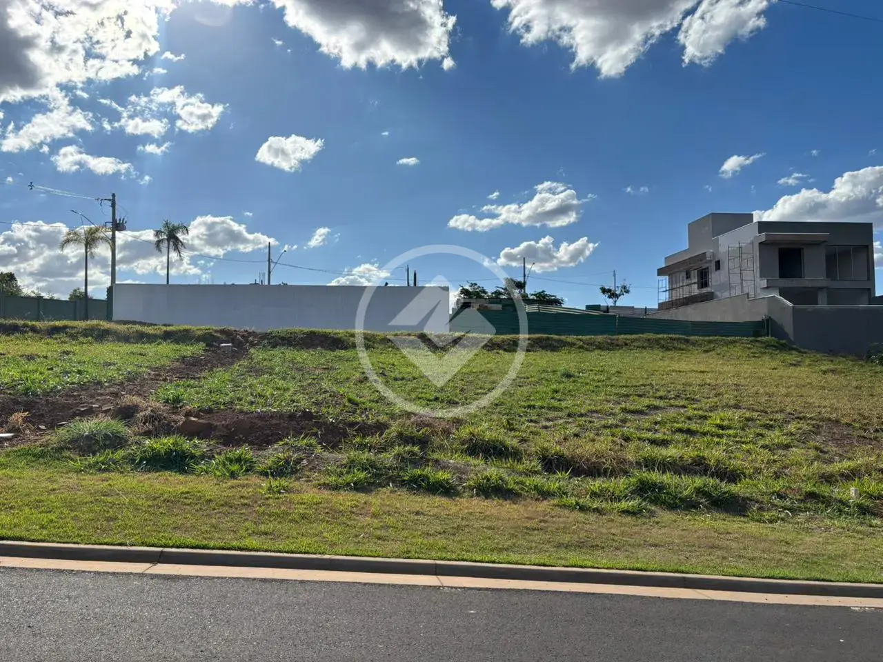 Imagem 1 - Terreno Condomínio em GRANJA MARILEUSA, Uberlândia - MG