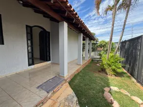 Sobrado Vigilato Pereira, Uberlândia - MG — foto 1