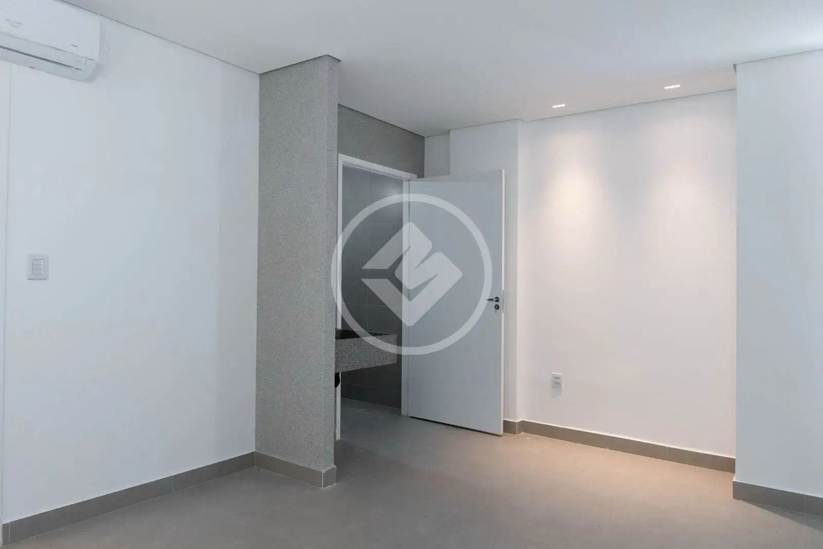 Imagem 2 - Sala Comercial em Morada da Colina, Uberlândia - MG