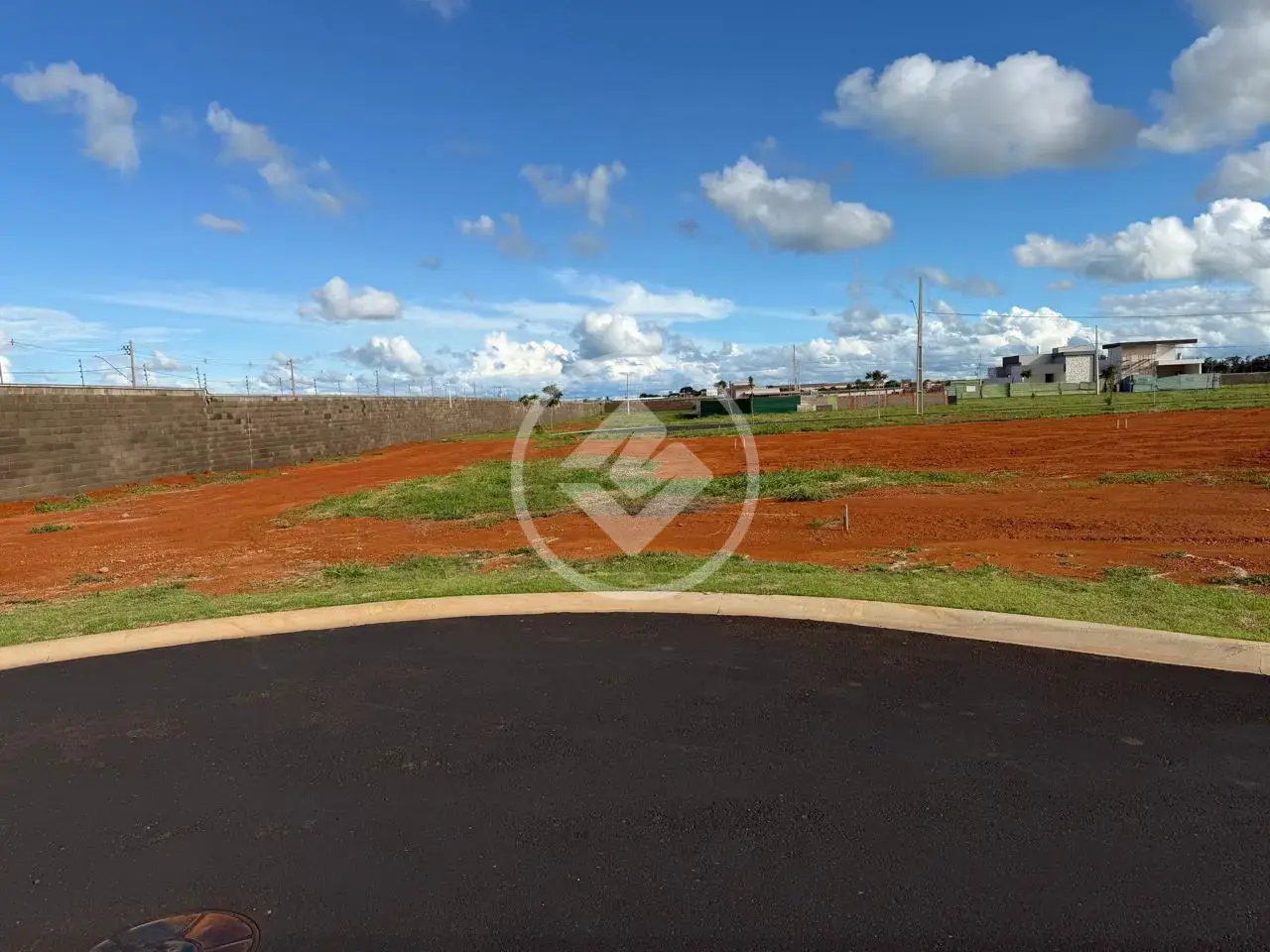 Imagem 1 - Terreno Condomínio em Novo Mundo, Uberlândia - MG