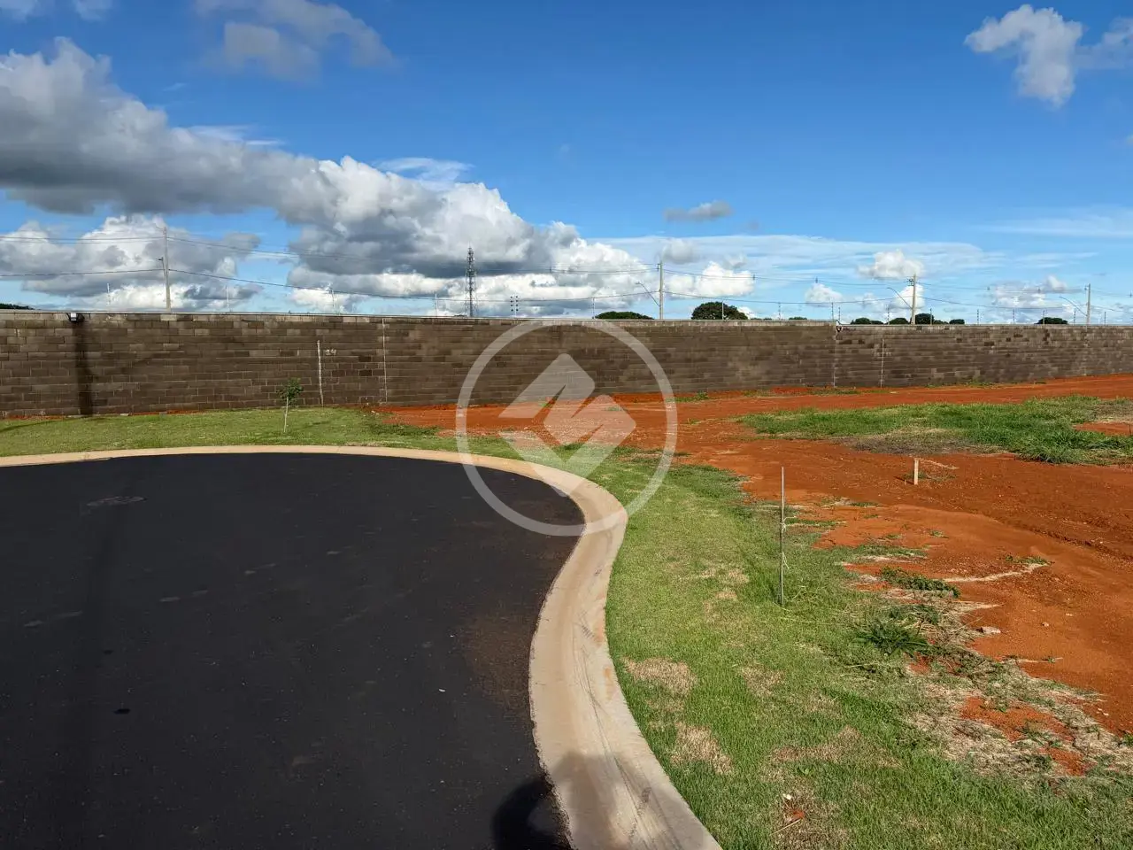 Imagem 3 - Terreno Condomínio em Novo Mundo, Uberlândia - MG