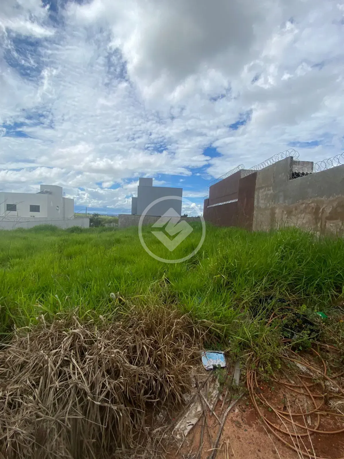 Imagem 1 - Terreno em Loteamento Portal do Vale II, Uberlândia - MG