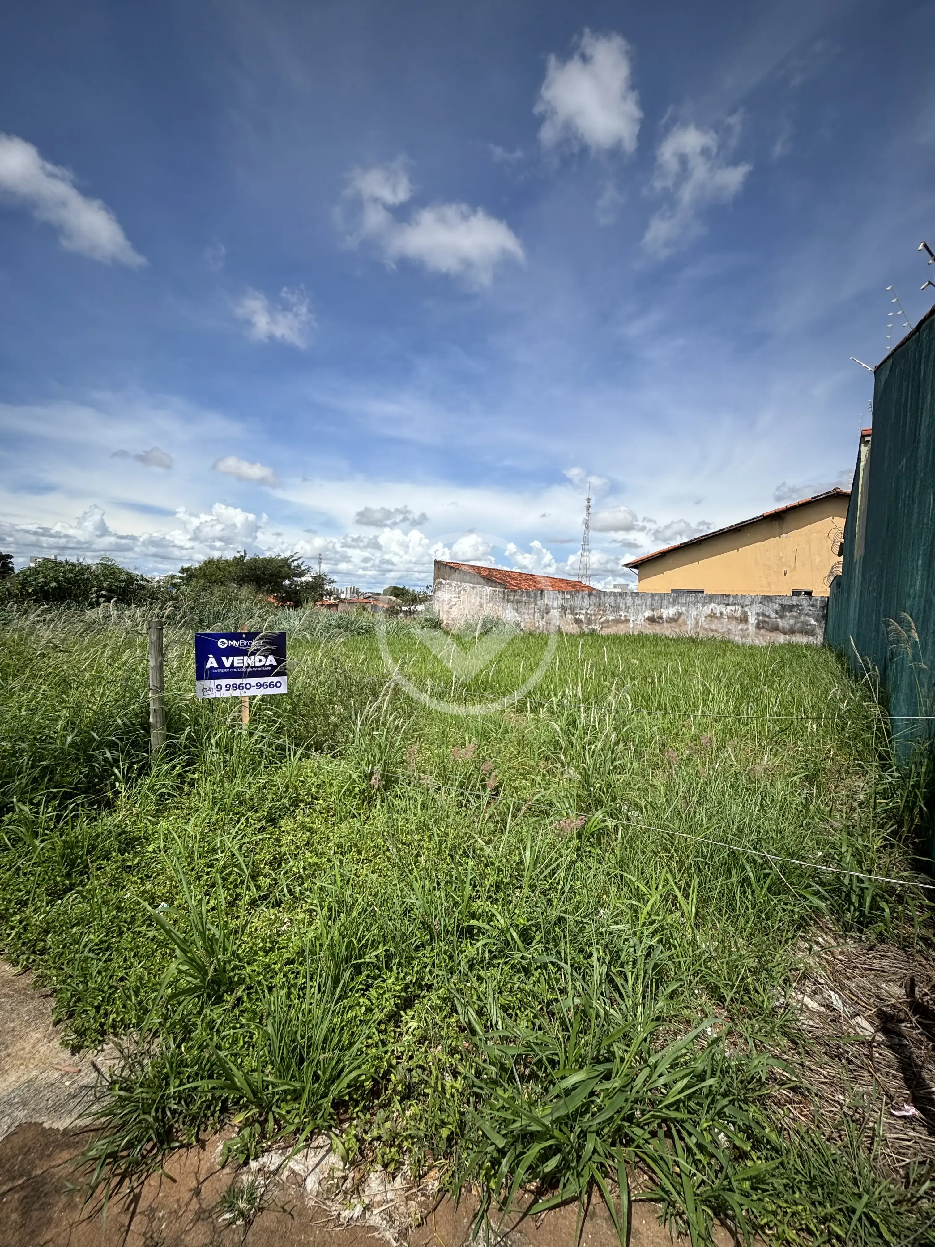 Imagem 1 - Terreno em Umuarama, Uberlândia - MG