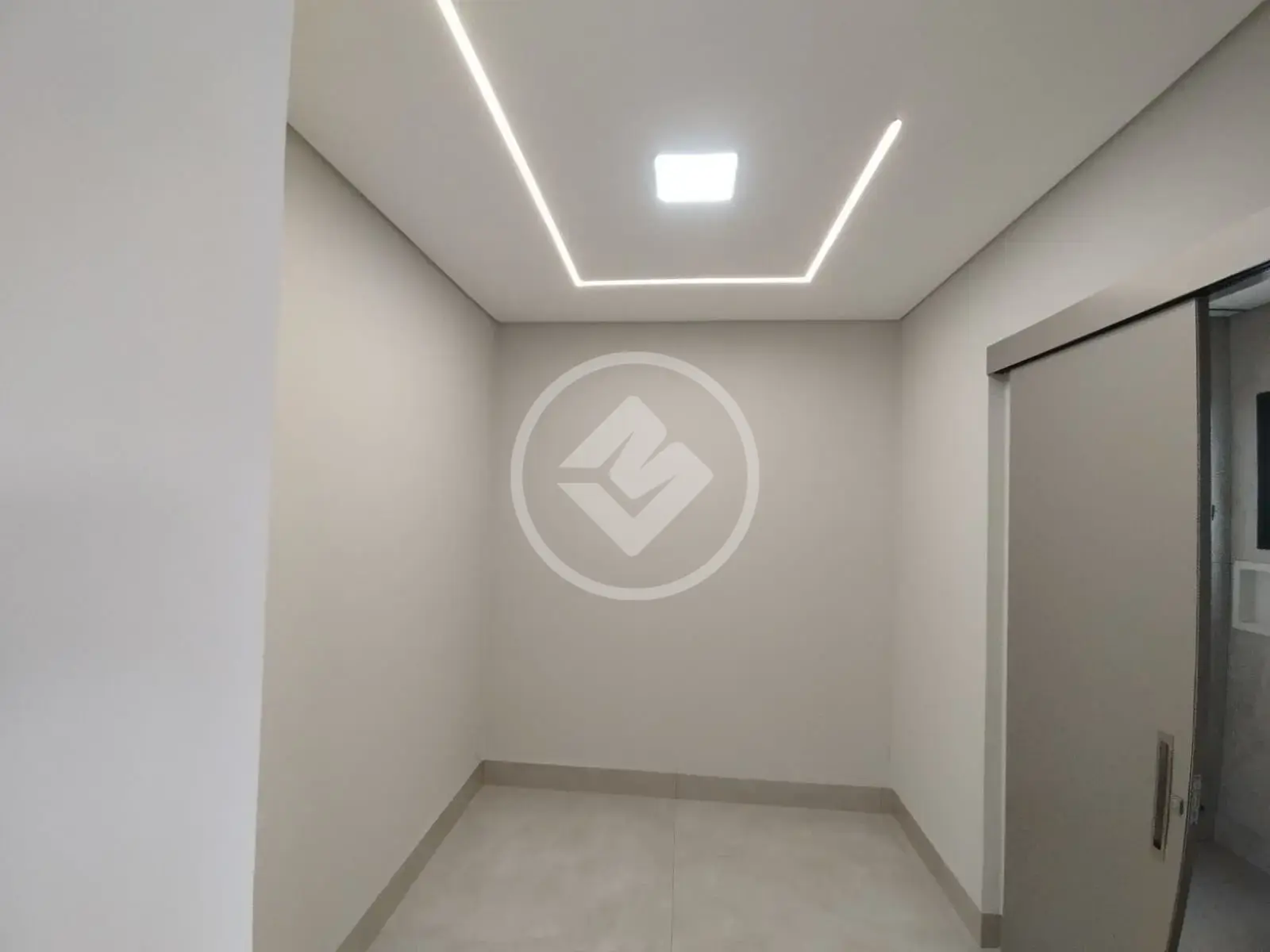 Imagem 2 - Sobrado Em Condomínio em GRANJA MARILEUSA, Uberlândia - MG