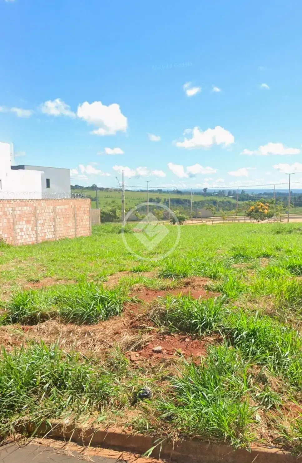Imagem 1 - Terreno em Loteamento Portal do Vale II, Uberlândia - MG