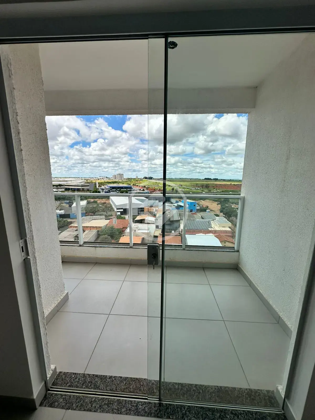 Imagem 1 - Apartamento em Segismundo Pereira, Uberlândia - MG