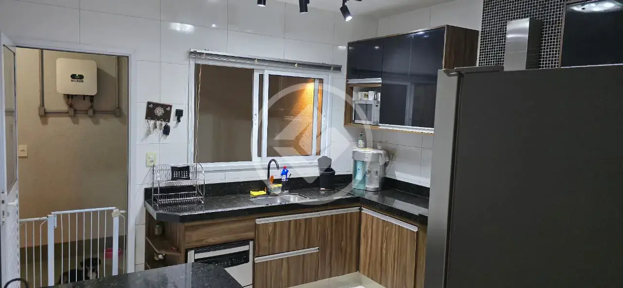 Imagem 3 - Casa Condomínio em JARDIM HOLANDA, Uberlândia - MG